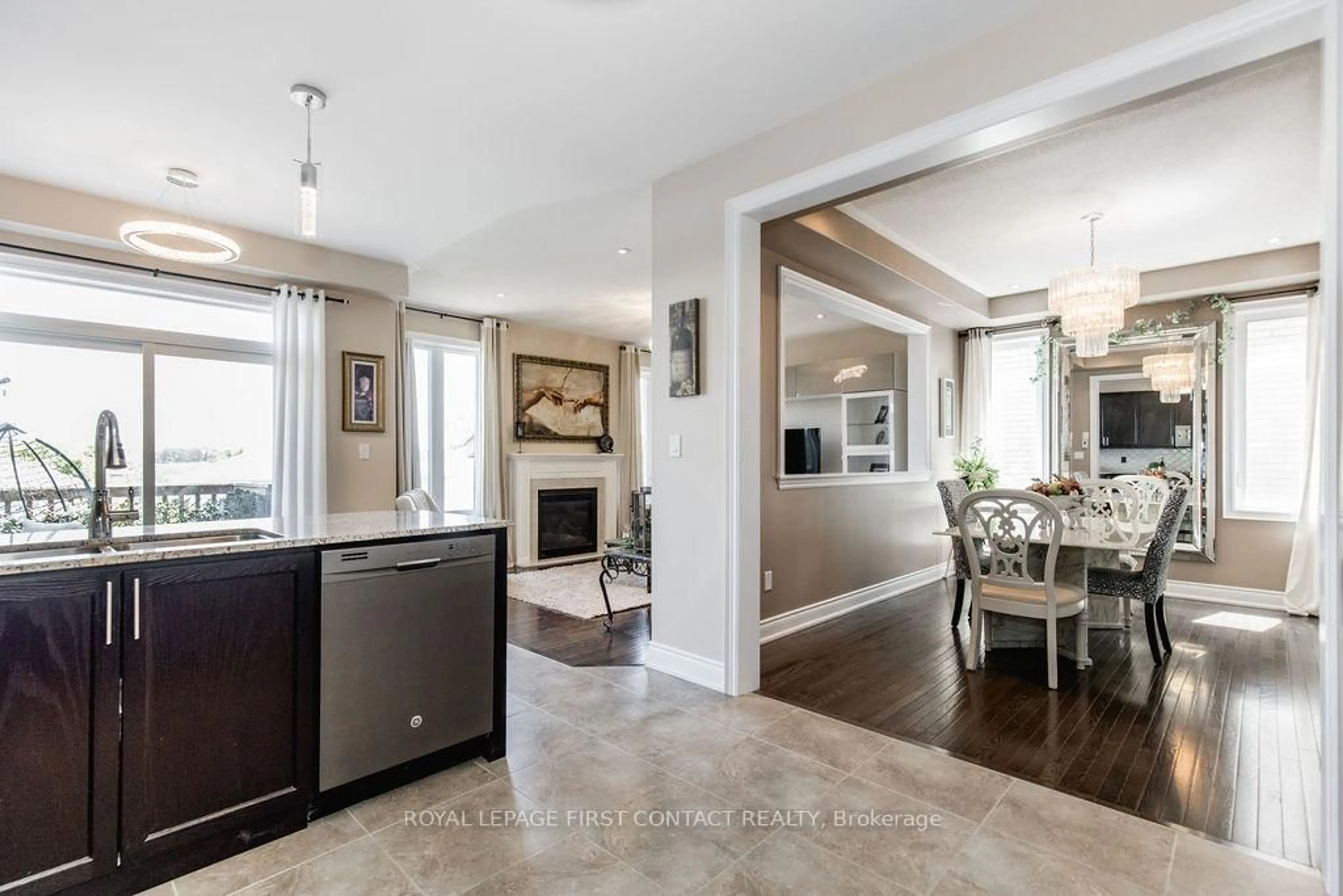 Open concept kitchen, unknown for 3149 Emperor Dr, Orillia Ontario L3V 7X1