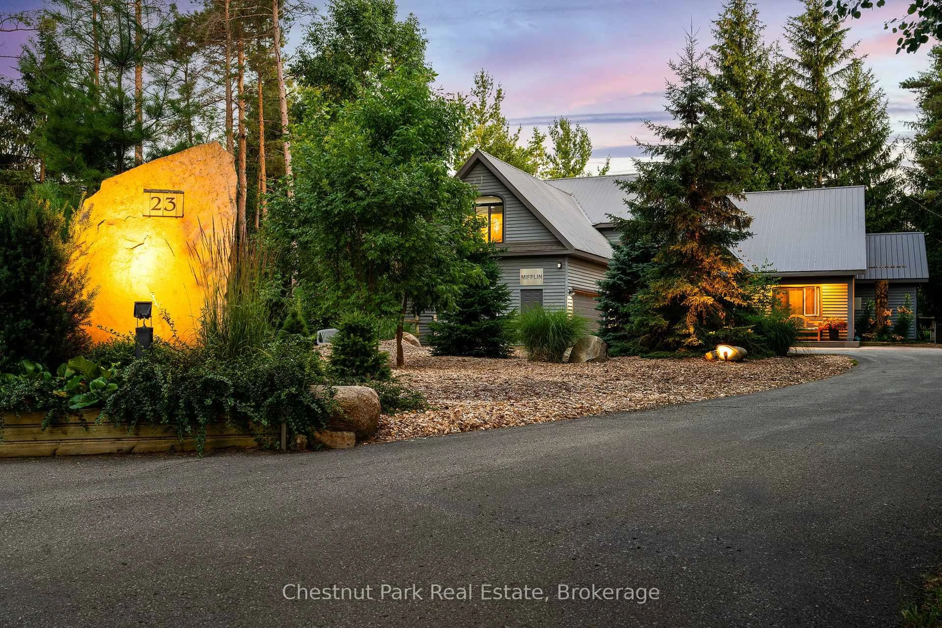 Patio, unknown for 23 Forest Dr, Collingwood Ontario L9Y 4W7
