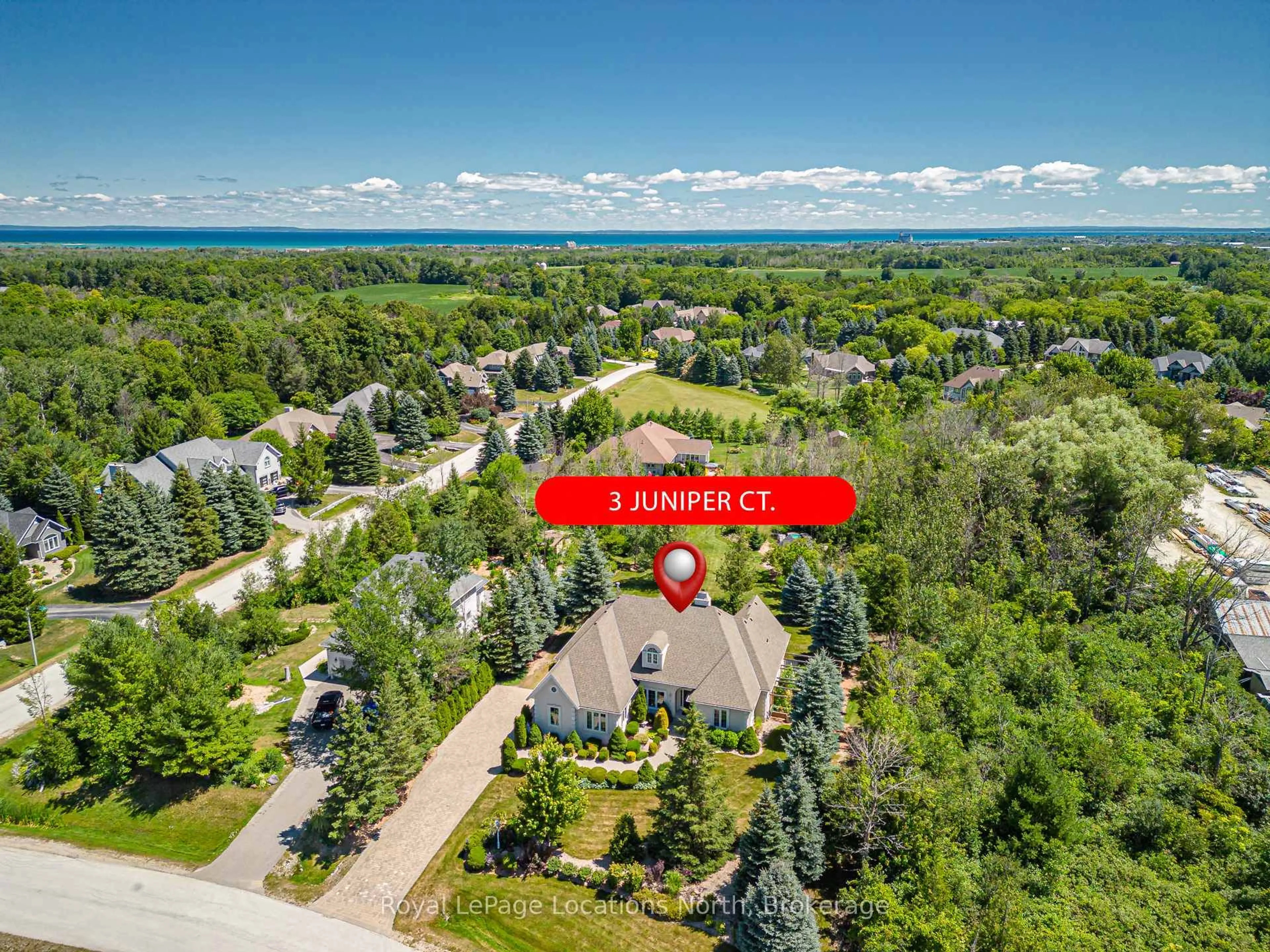 A pic from outside/outdoor area/front of a property/back of a property/a pic from drone, forest/trees view for 3 JUNIPER Crt, Collingwood Ontario L9Y 5A8