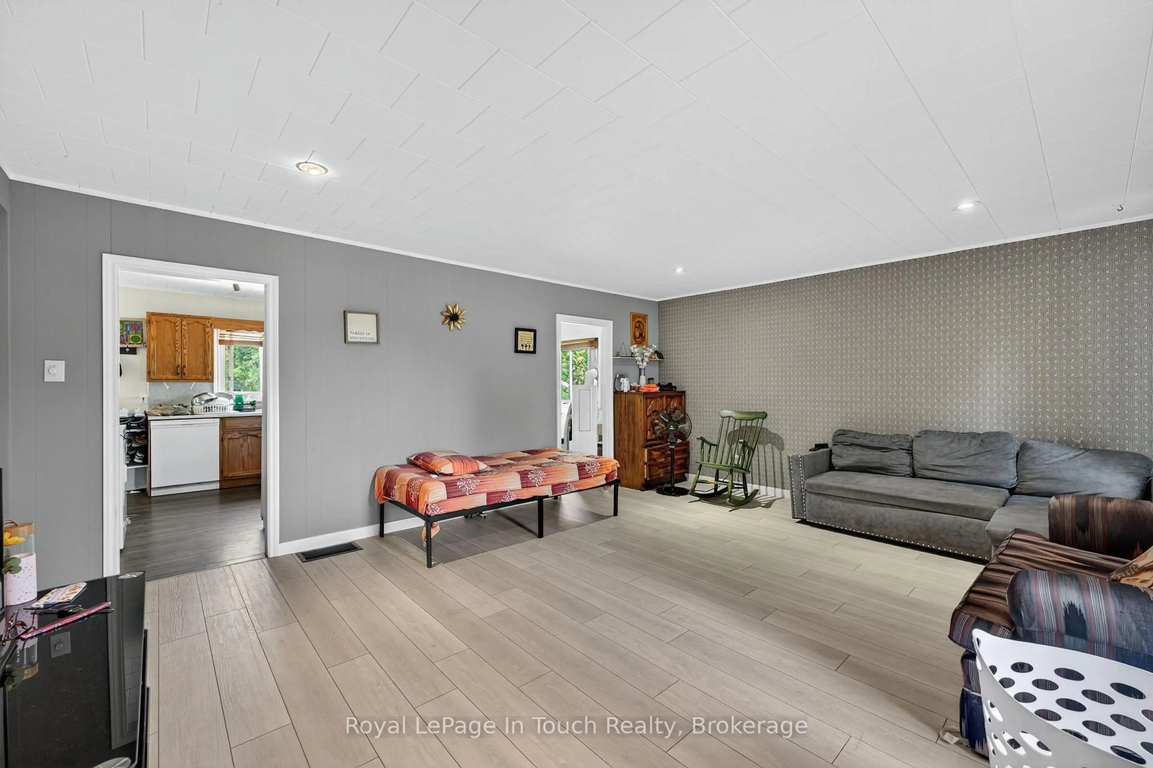 Living room with furniture, unknown for 8906 County Road 93, Midland Ontario L4R 4K4