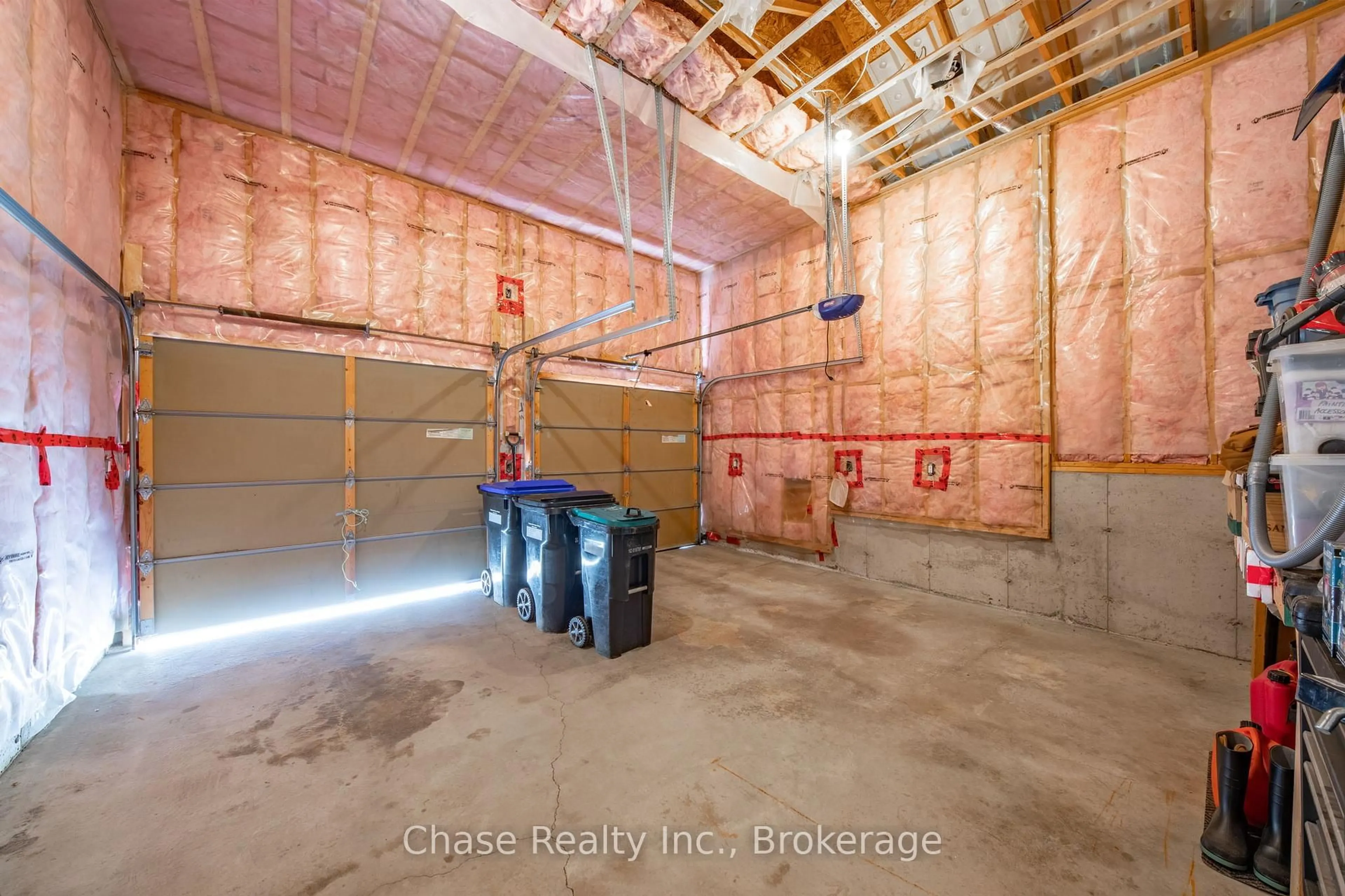 Indoor garage for 18 St Amant Rd, Penetanguishene Ontario L9M 0A1
