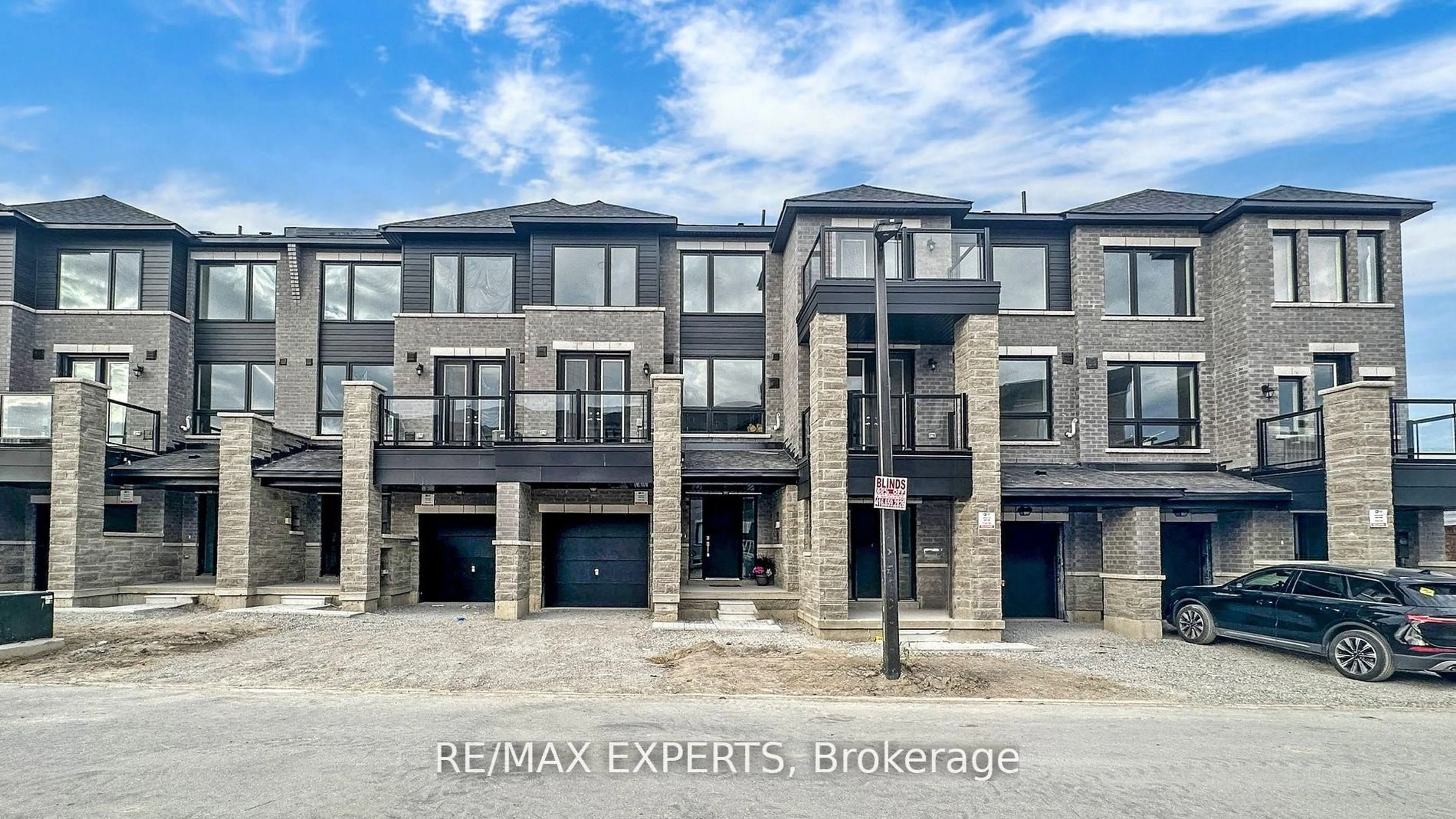 Home with brick exterior material, street for 22 Spry Lane, Barrie Ontario L9J 0N6