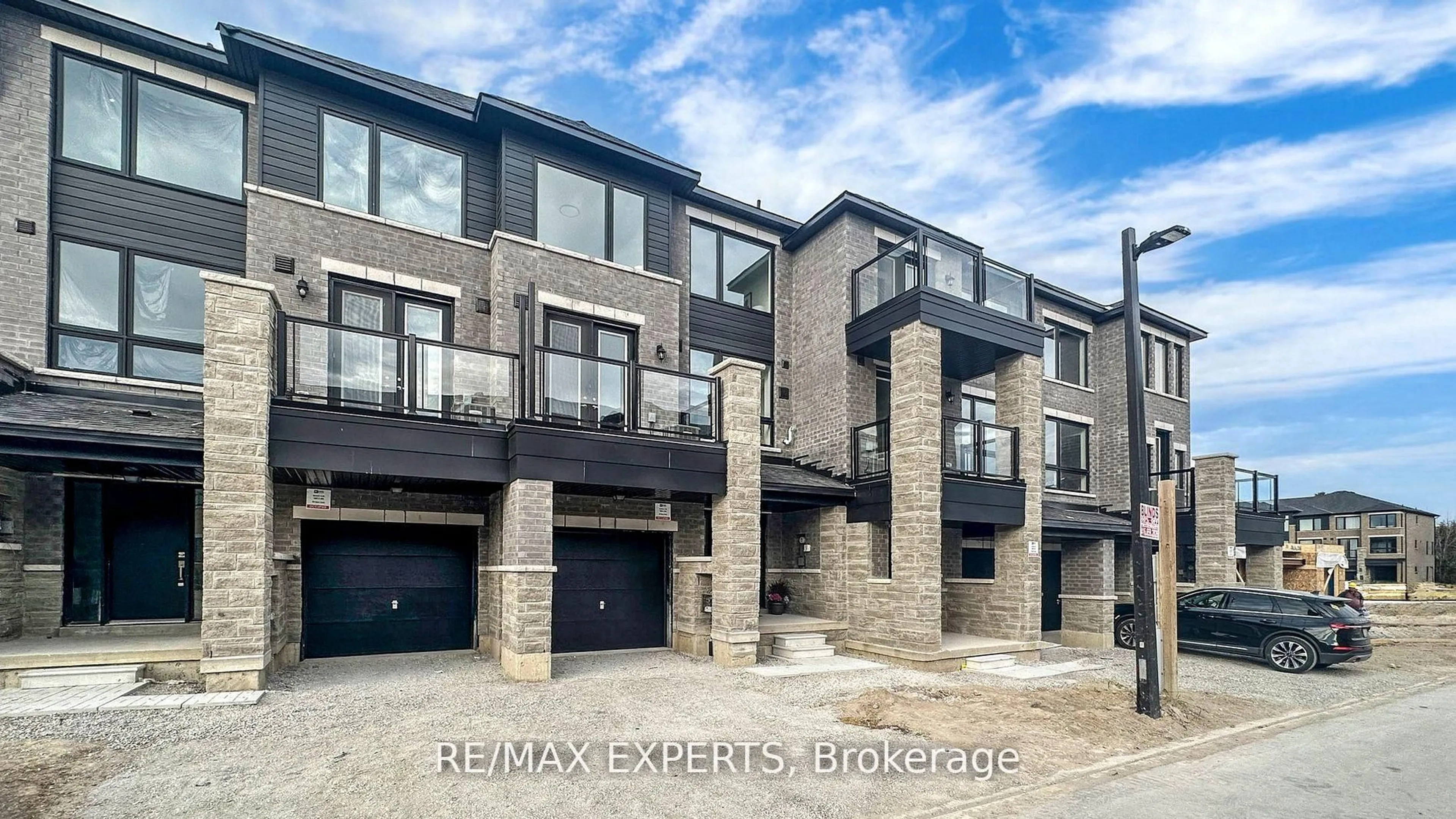 Home with brick exterior material, street for 22 Spry Lane, Barrie Ontario L9J 0N6