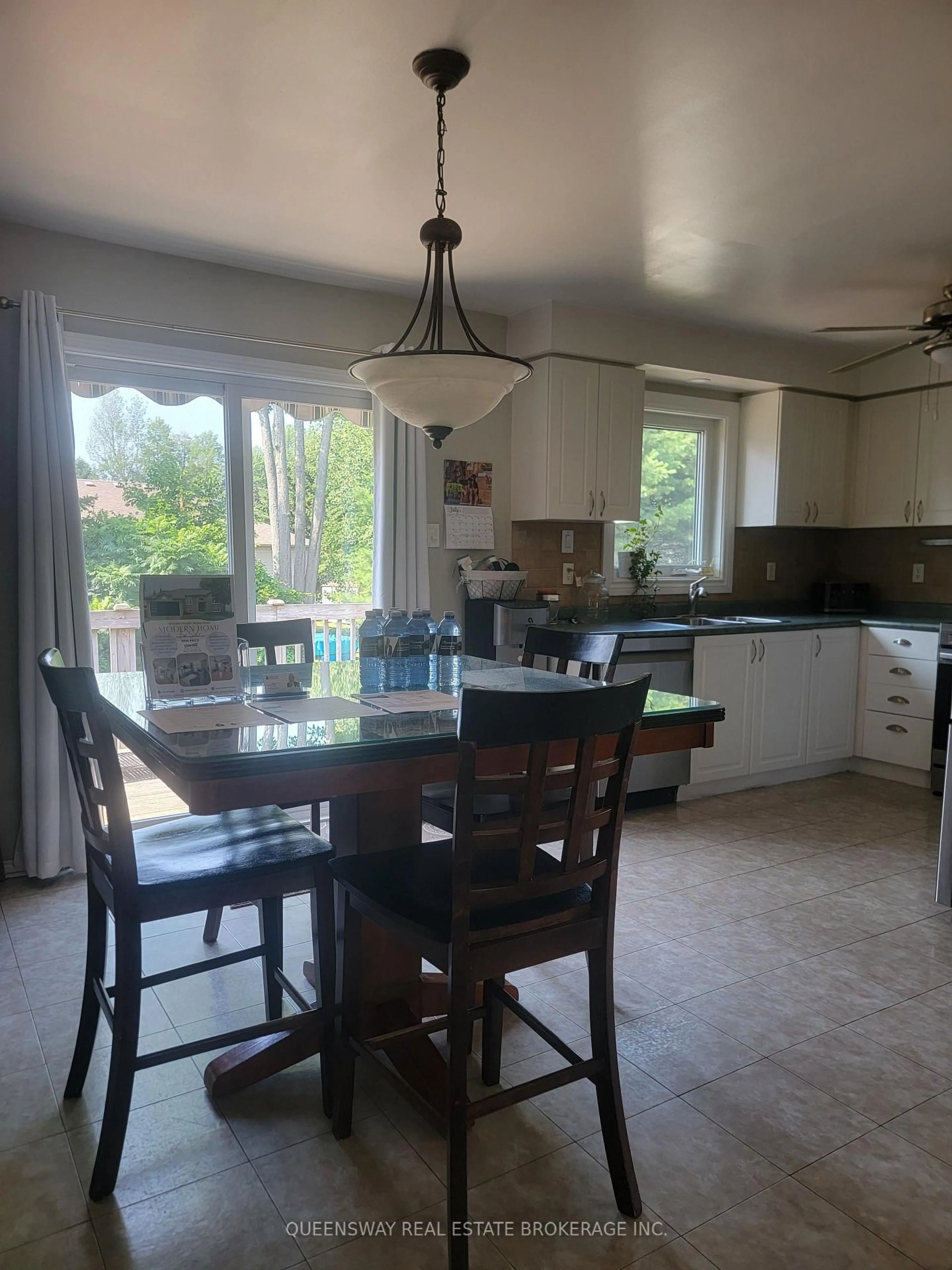 Dining room, unknown for 50 Acorn Cres, Wasaga Beach Ontario L9Z 1L6