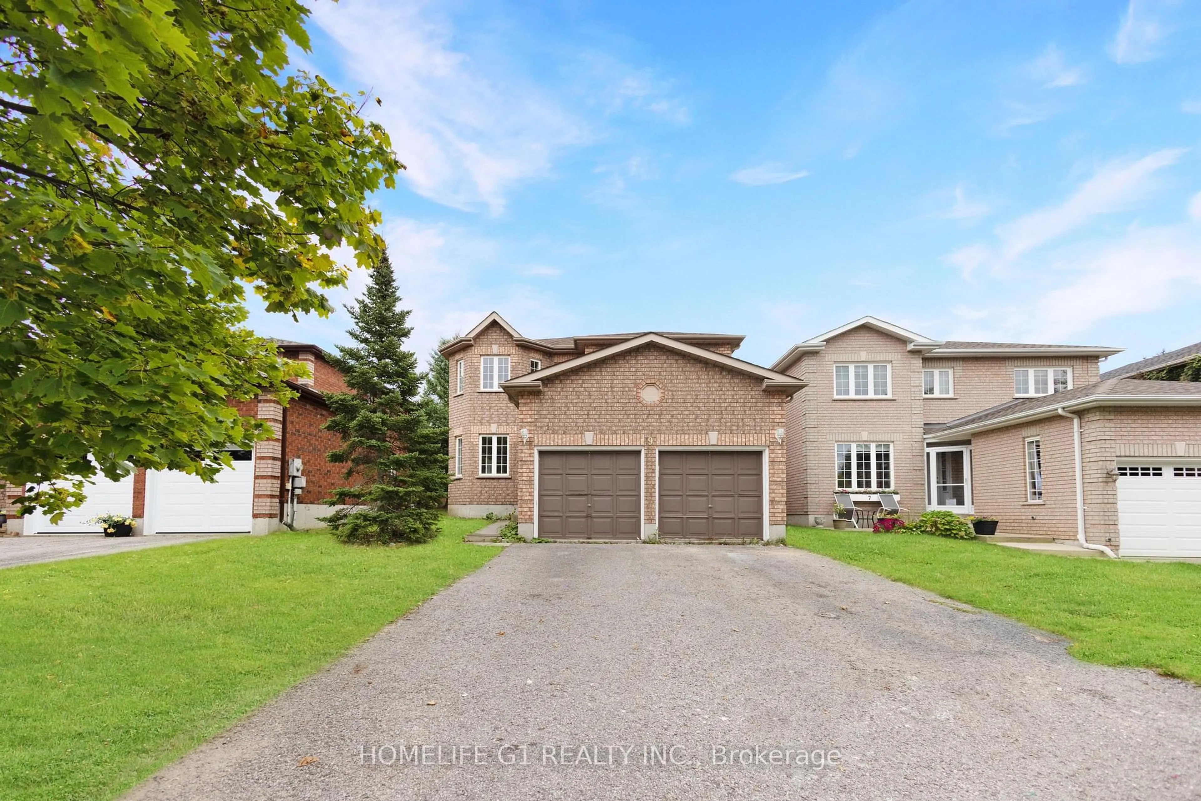 Home with brick exterior material, street for 9 Hodgson Dr, Barrie Ontario L4N 7Y2