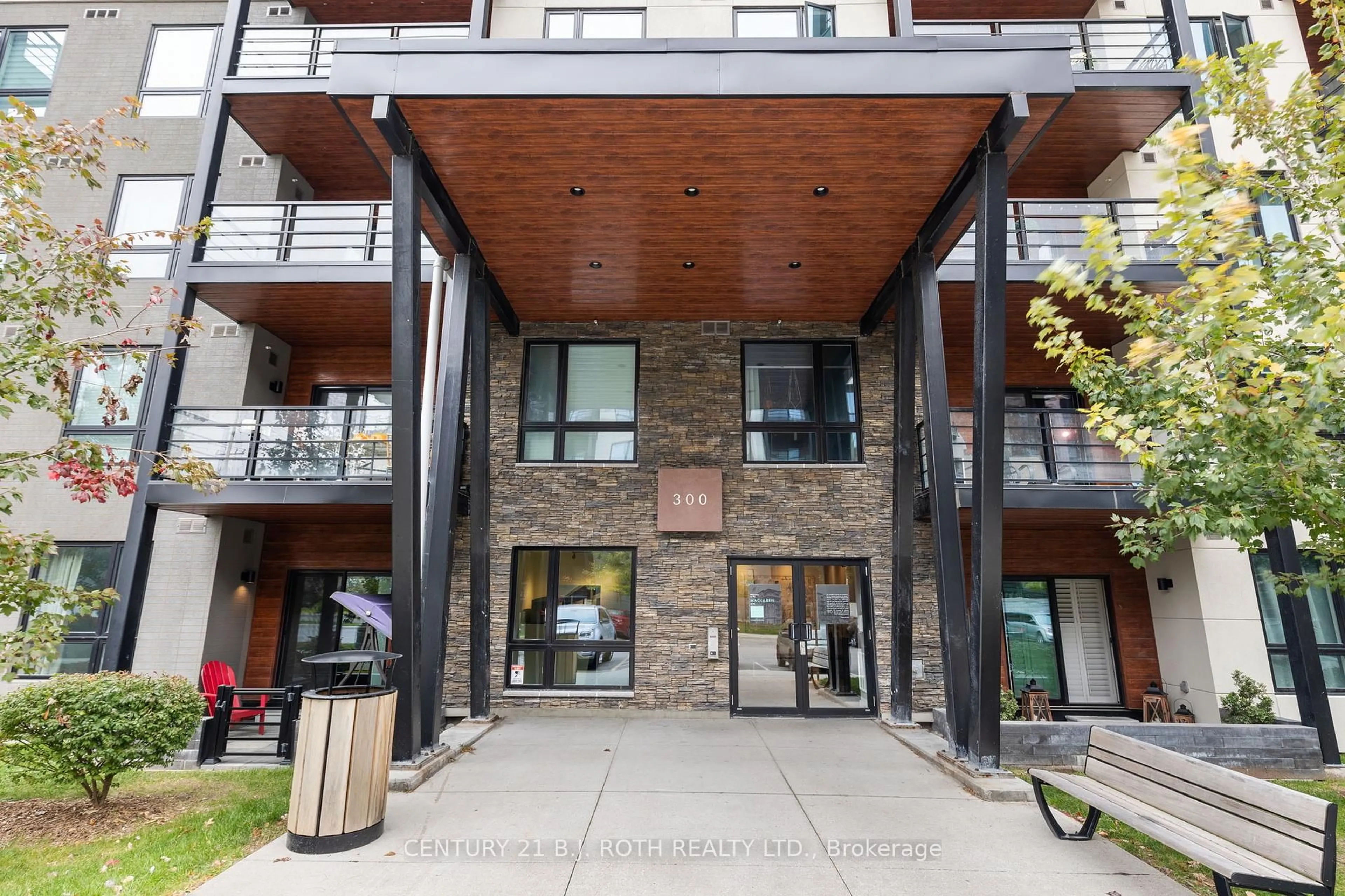 Unknown for 300 Essa Rd #103, Barrie Ontario L4J 0B9