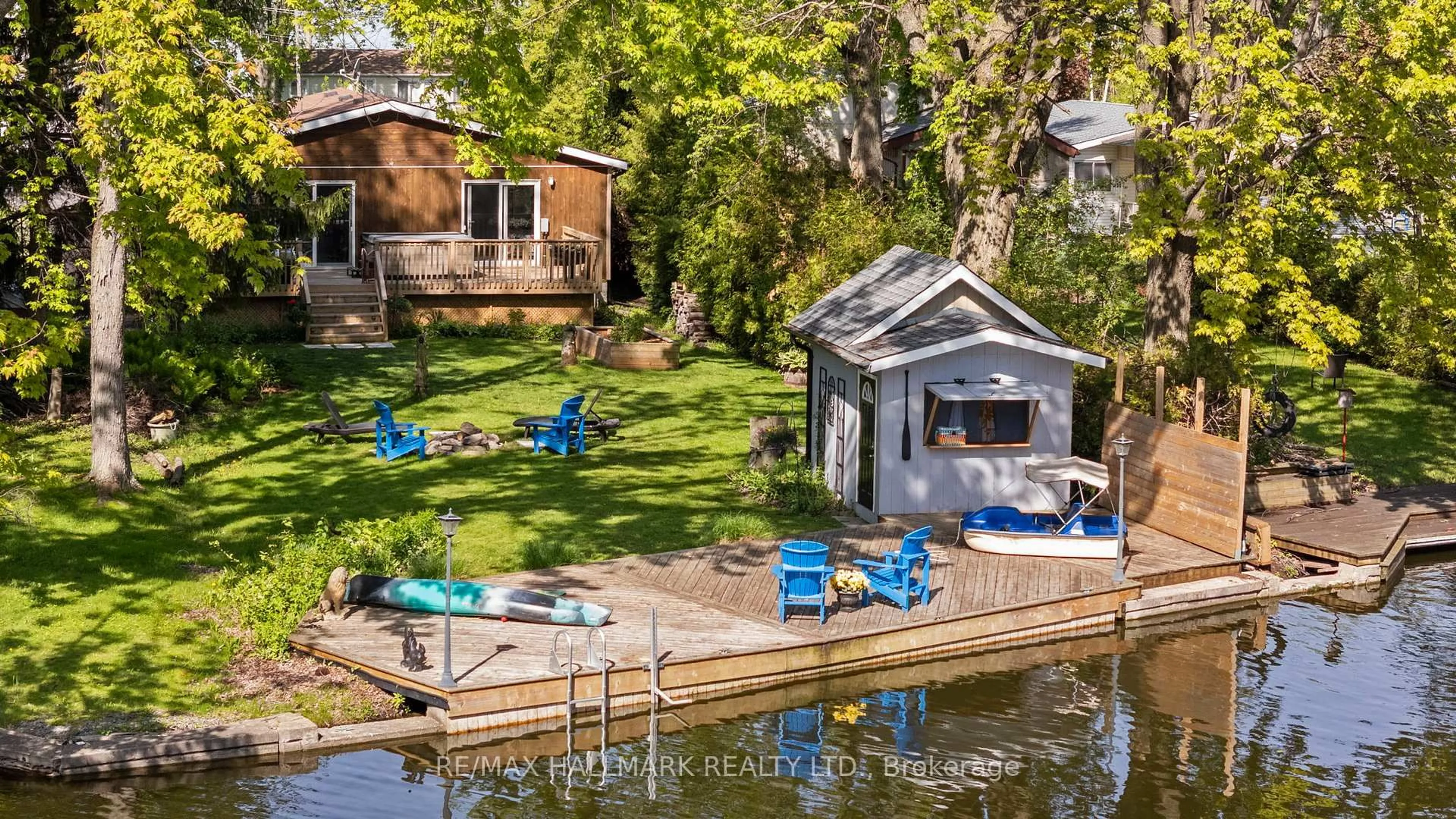 A pic from outside/outdoor area/front of a property/back of a property/a pic from drone, water/lake/river/ocean view for 95 Lake Ave, Ramara Ontario L0K 1B0