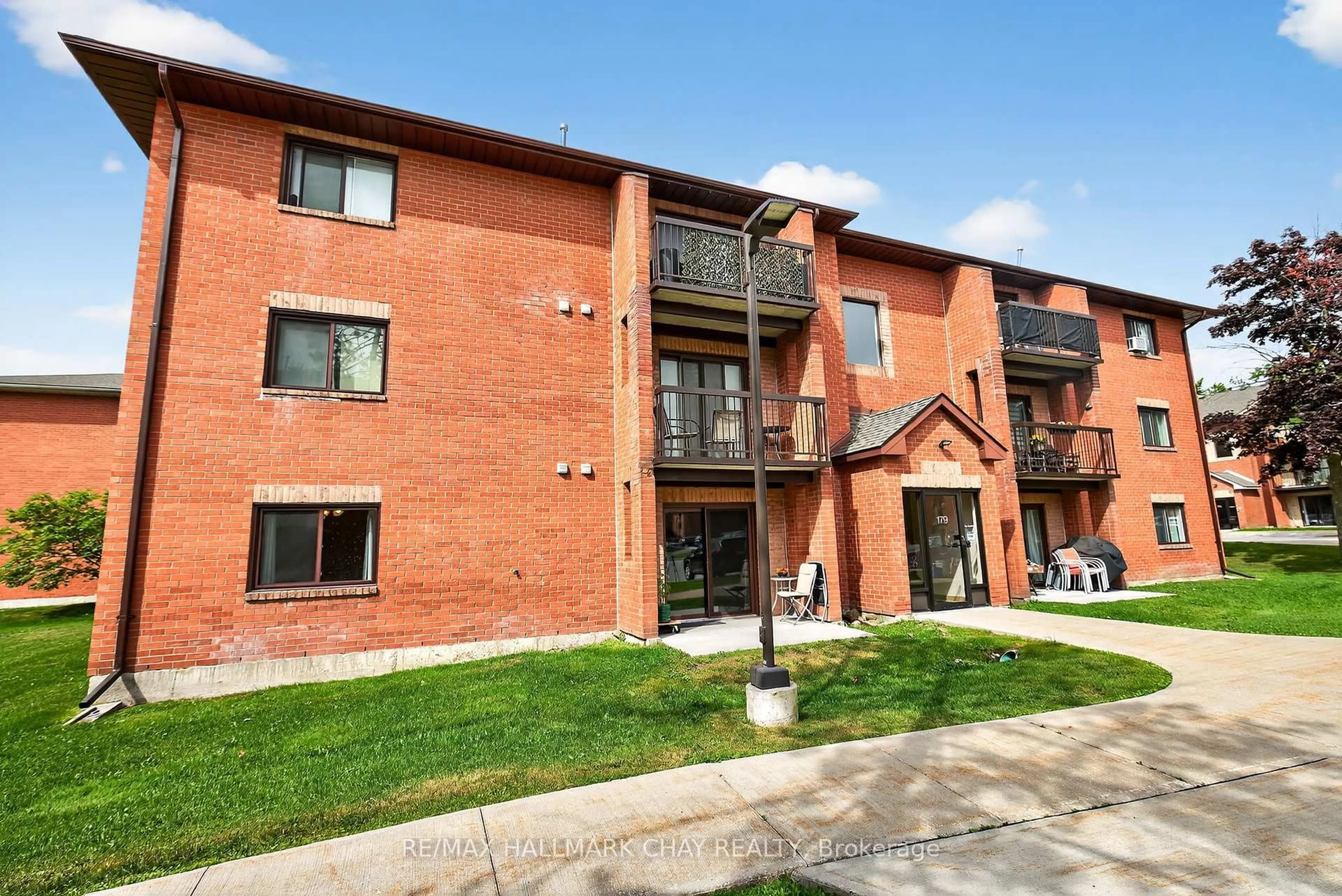 Unknown for 179 Edgehill Dr #B4, Barrie Ontario L4N 1L9