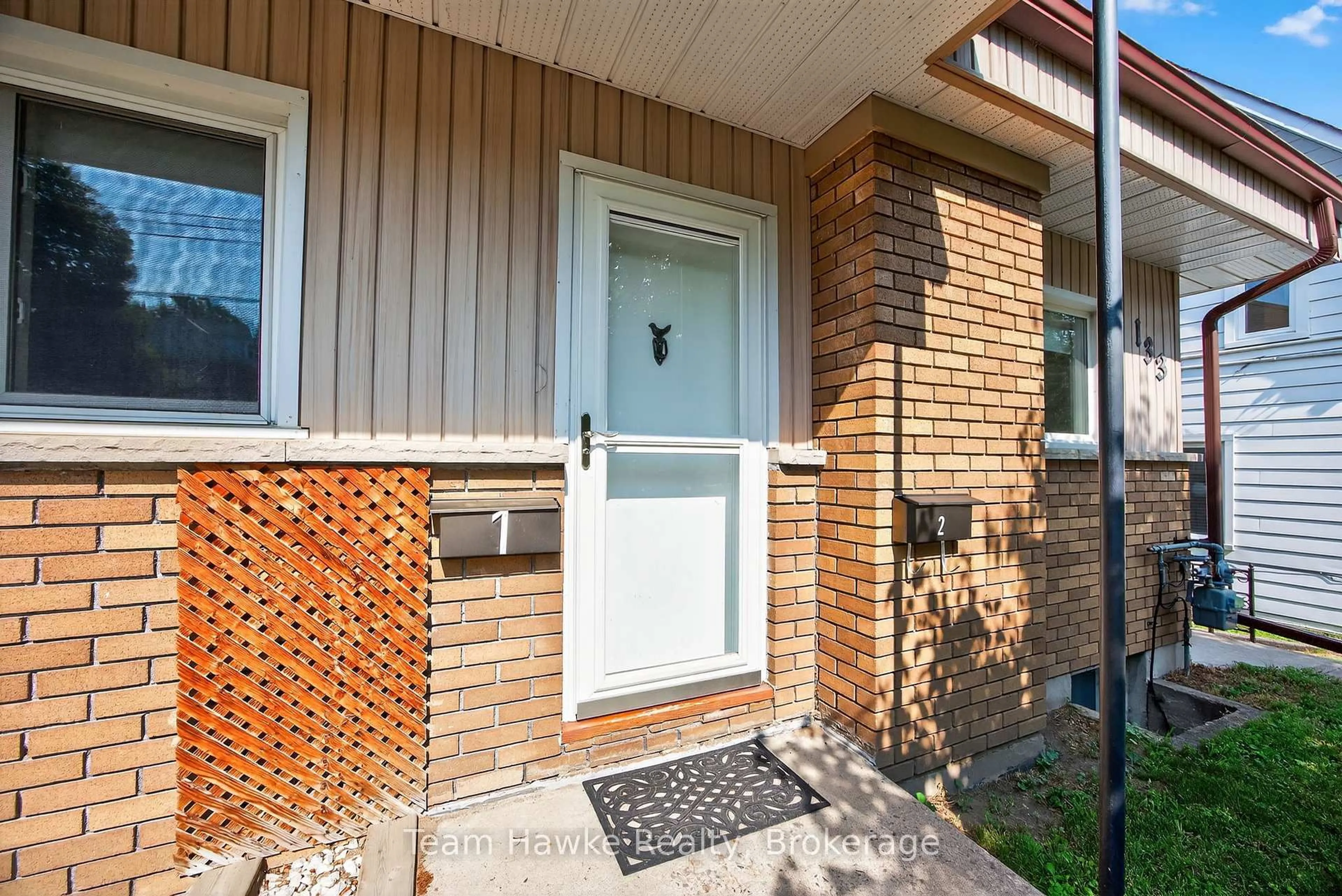 Home with brick exterior material, street for 133 Seventh St, Midland Ontario L4R 3Y9