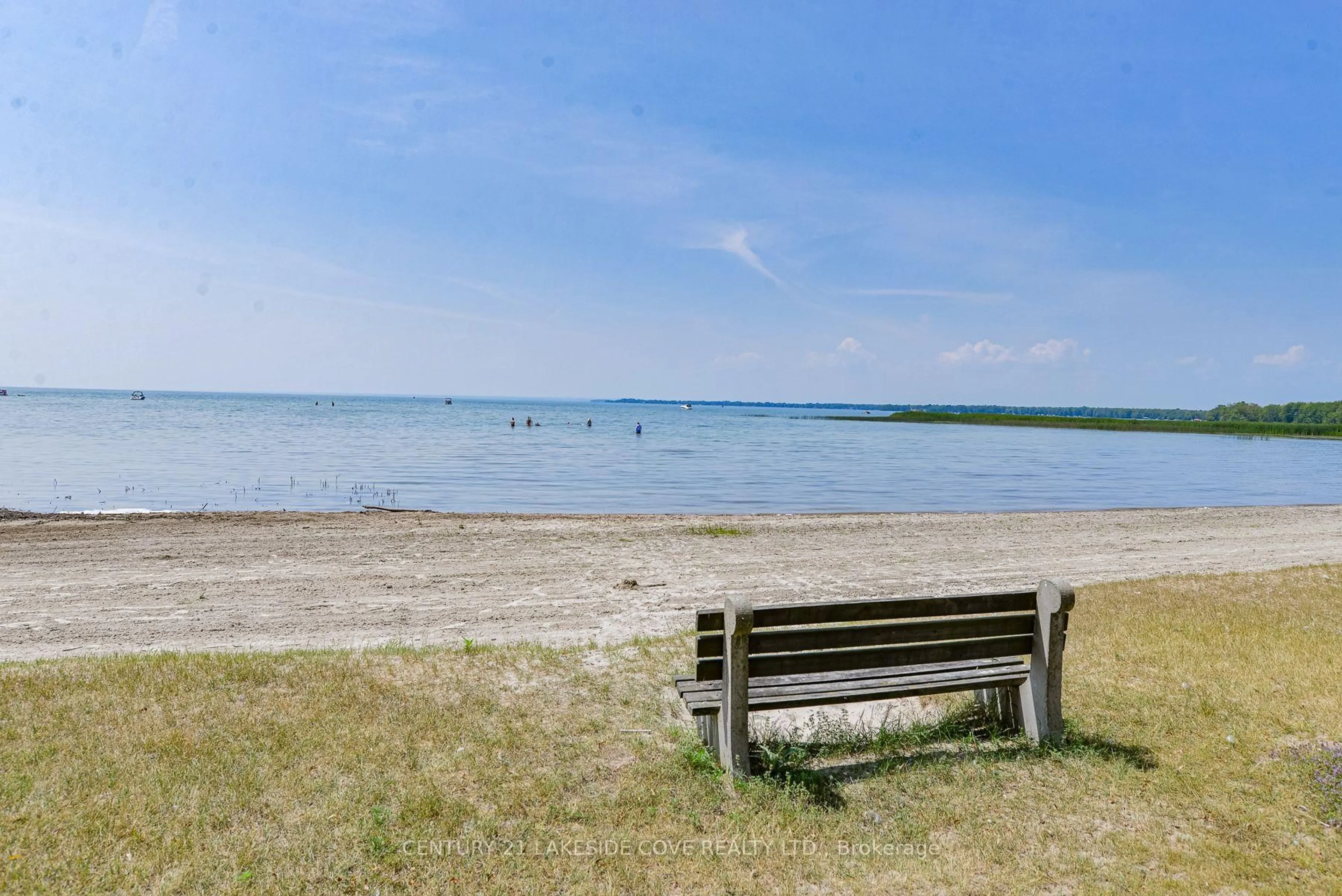Blurry image for 1 Paradise Blvd #Unit 27, Ramara Ontario L0K 1B0