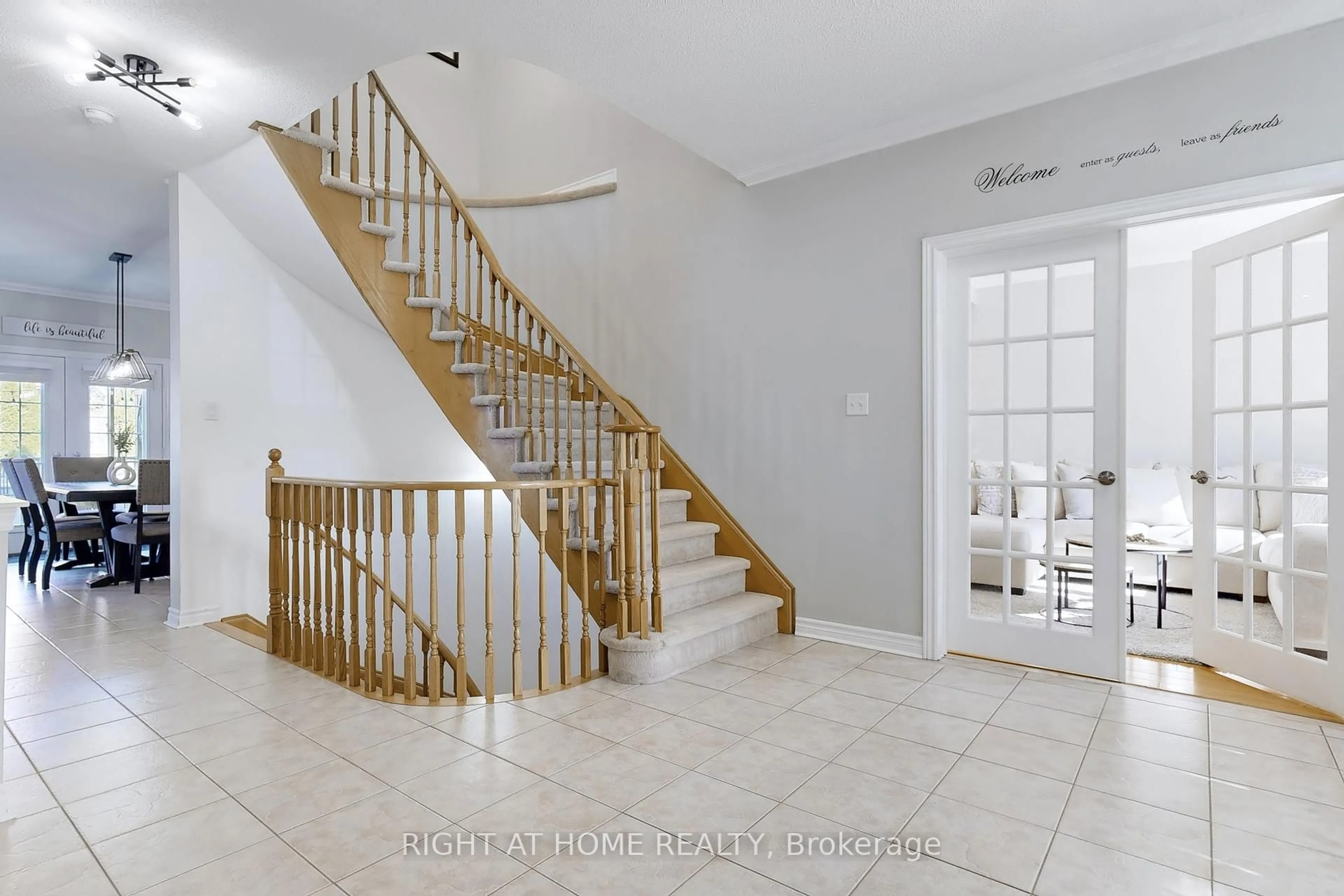 Unknown for 418 Mapleton Ave, Barrie Ontario L4N 0Z9