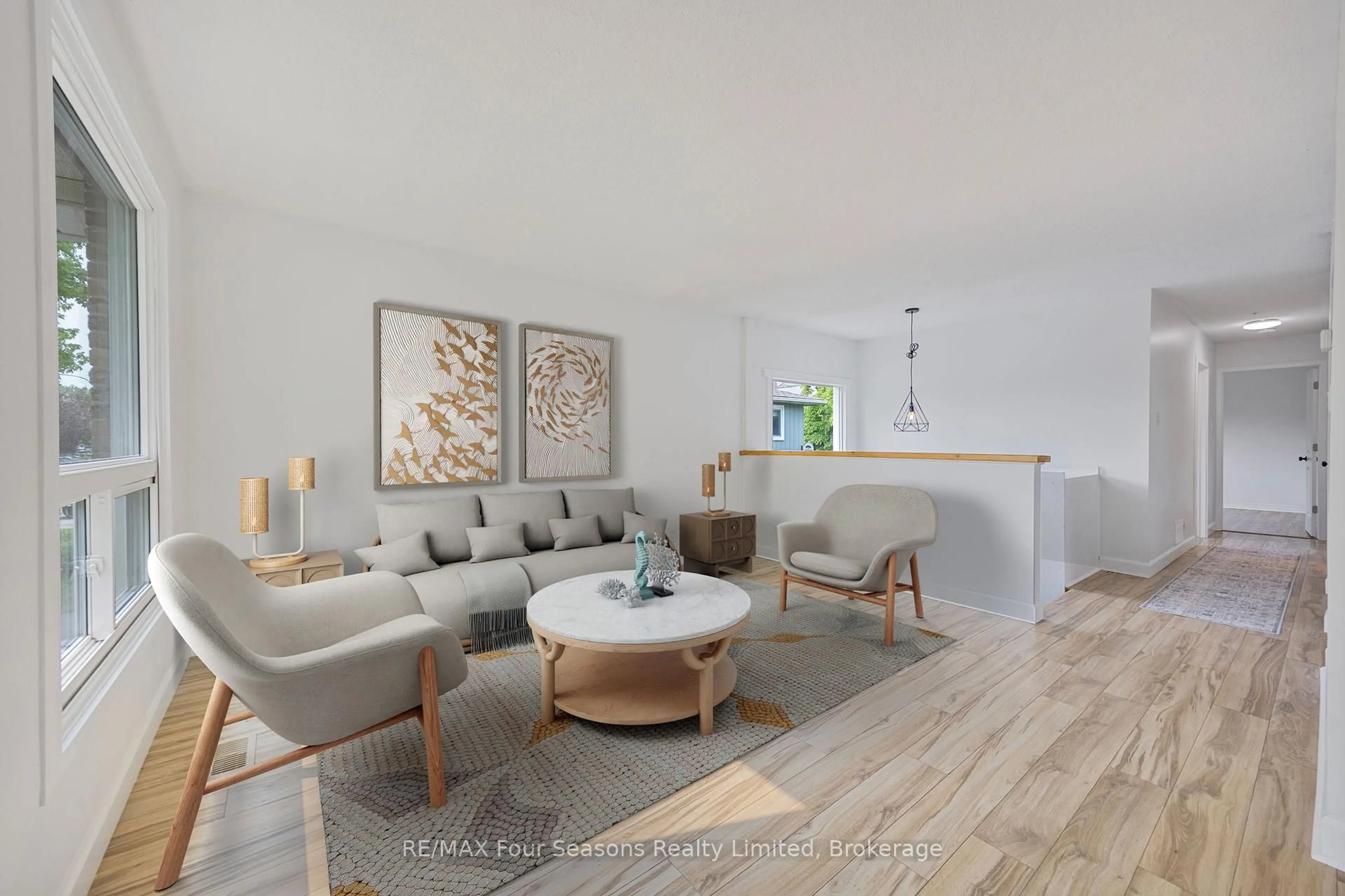 Living room with furniture, unknown for 68 Courtice Cres, Collingwood Ontario L9Y 4G1