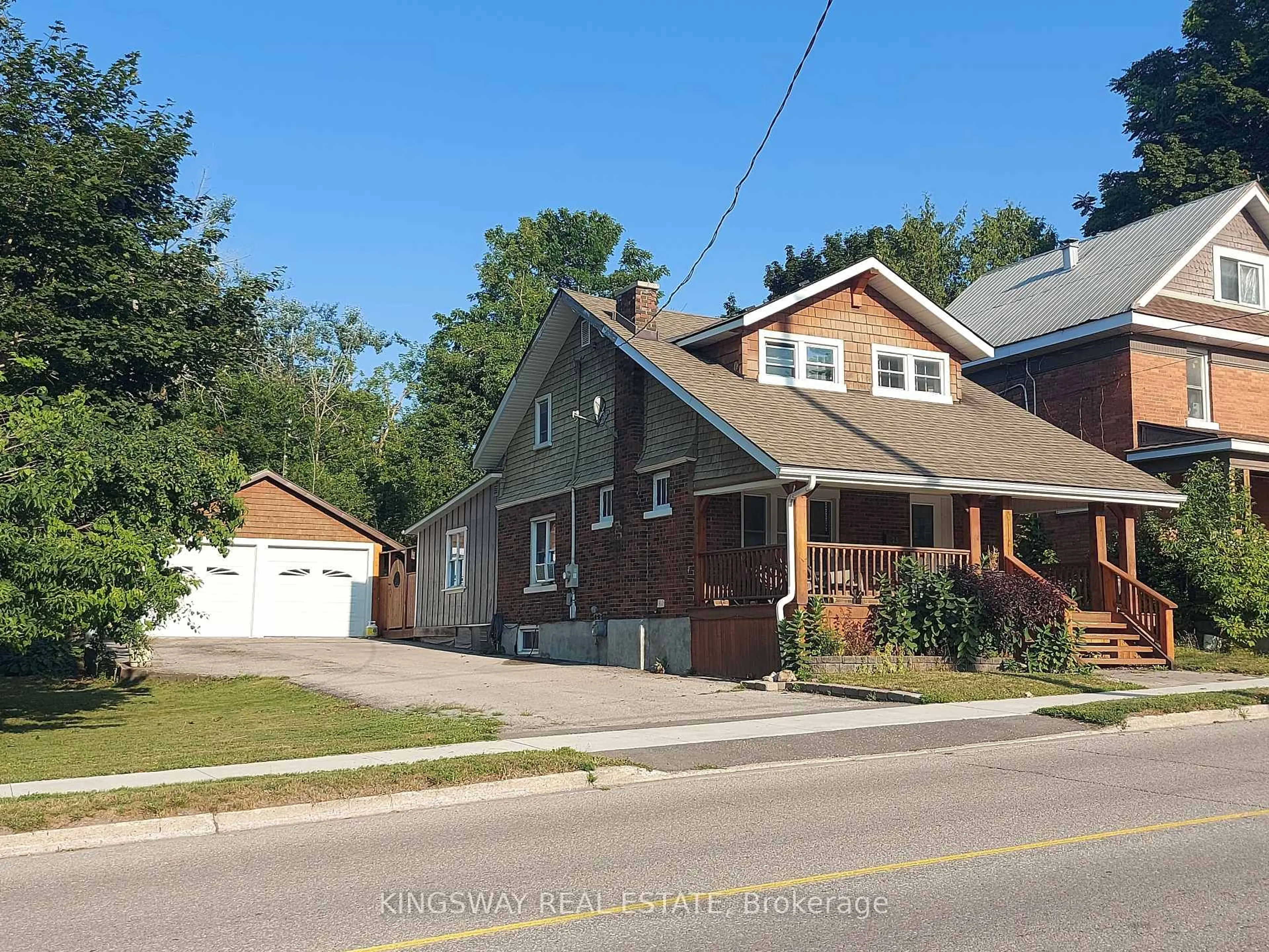 Unknown for 79 Patrick St, Orillia Ontario L3V 5L3