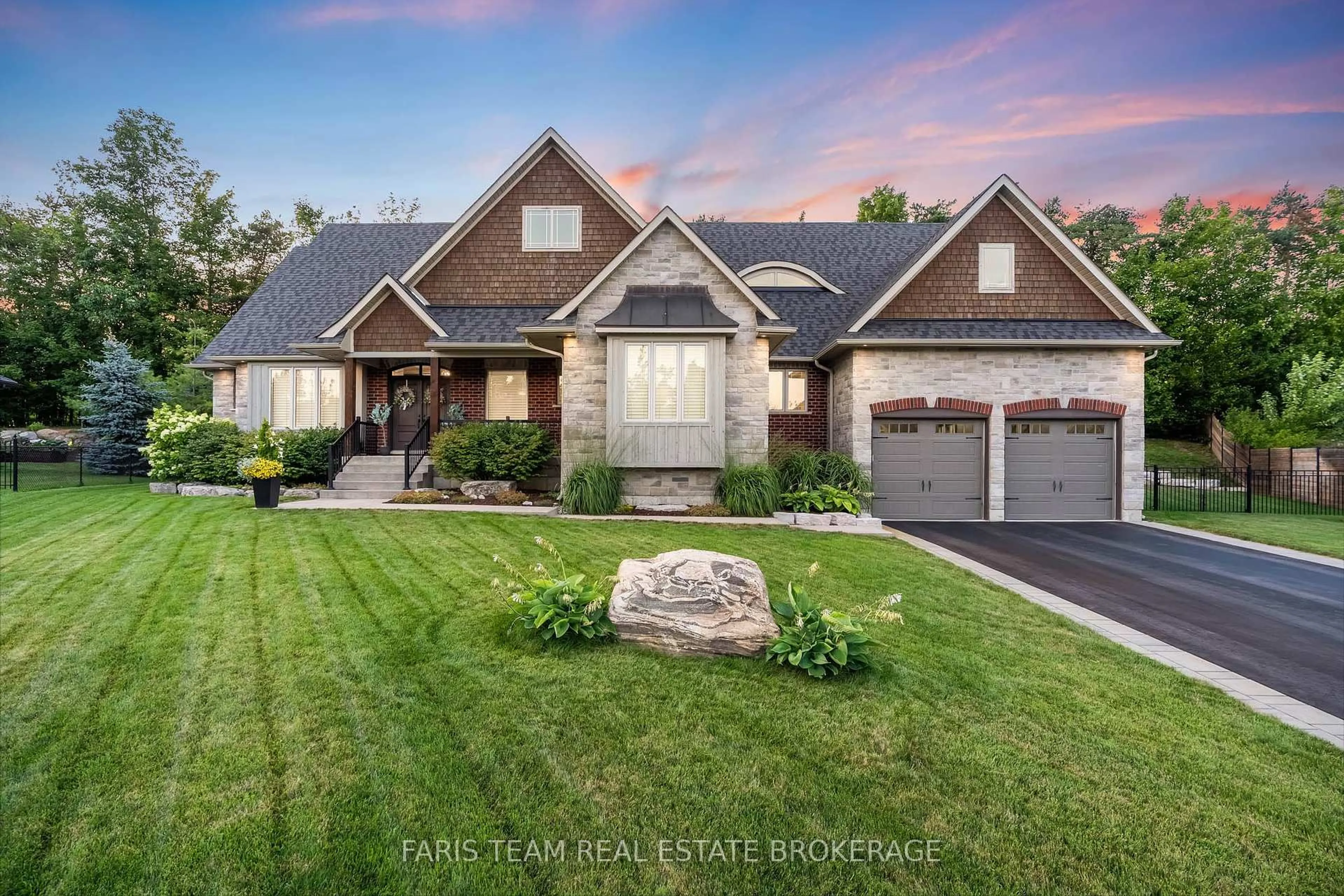 Home with brick exterior material, street for 14 Ridgewood Crt, Oro-Medonte Ontario L0L 2L0