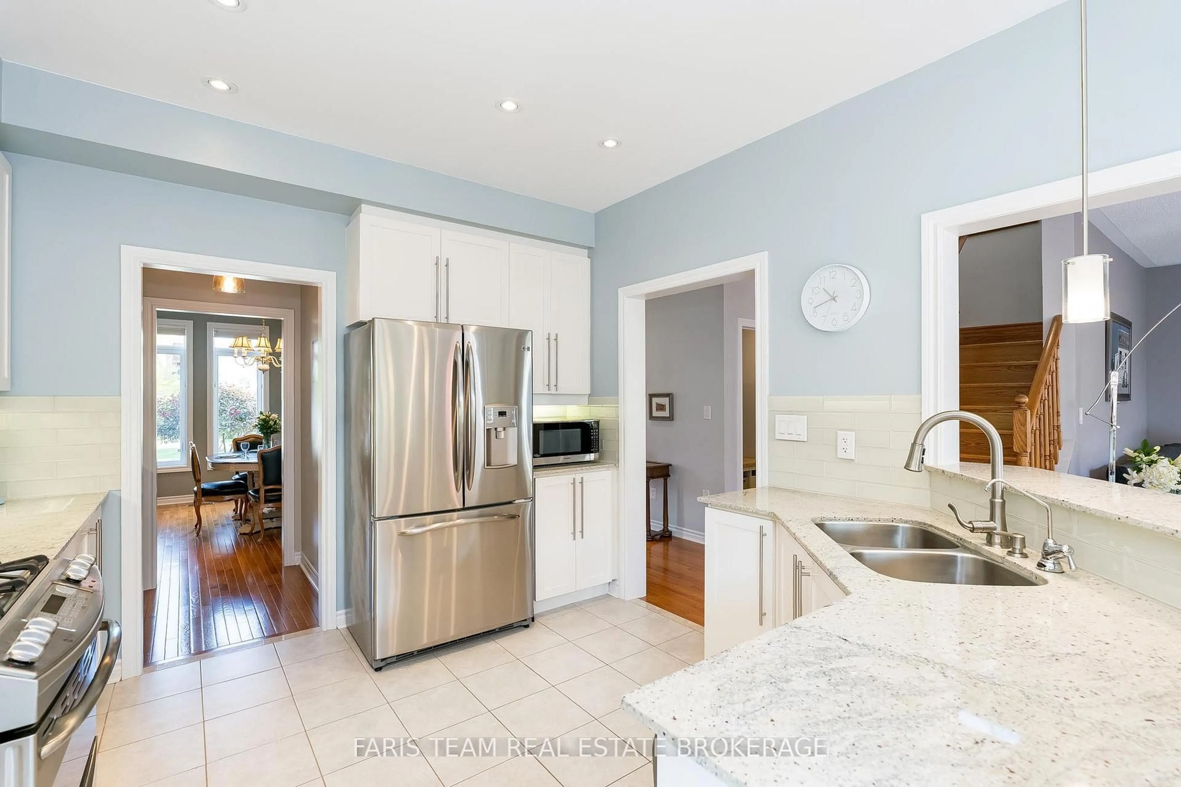 Open concept kitchen, ceramic/tile floor for 5 Magna Carta Rd, Barrie Ontario L4M 7H9