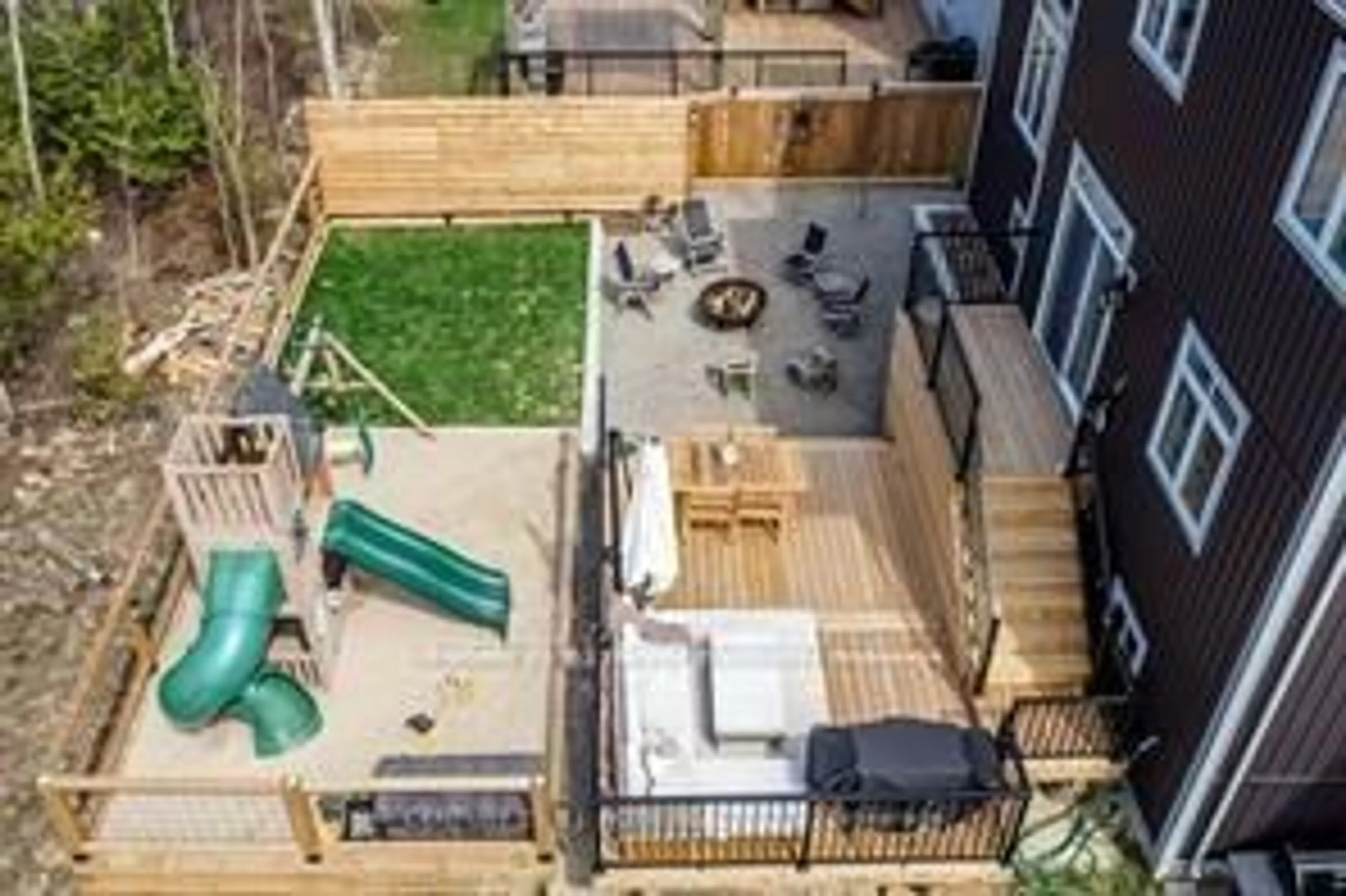 Patio, unknown for 215 Roy Dr, Clearview Ontario L0M 1S0