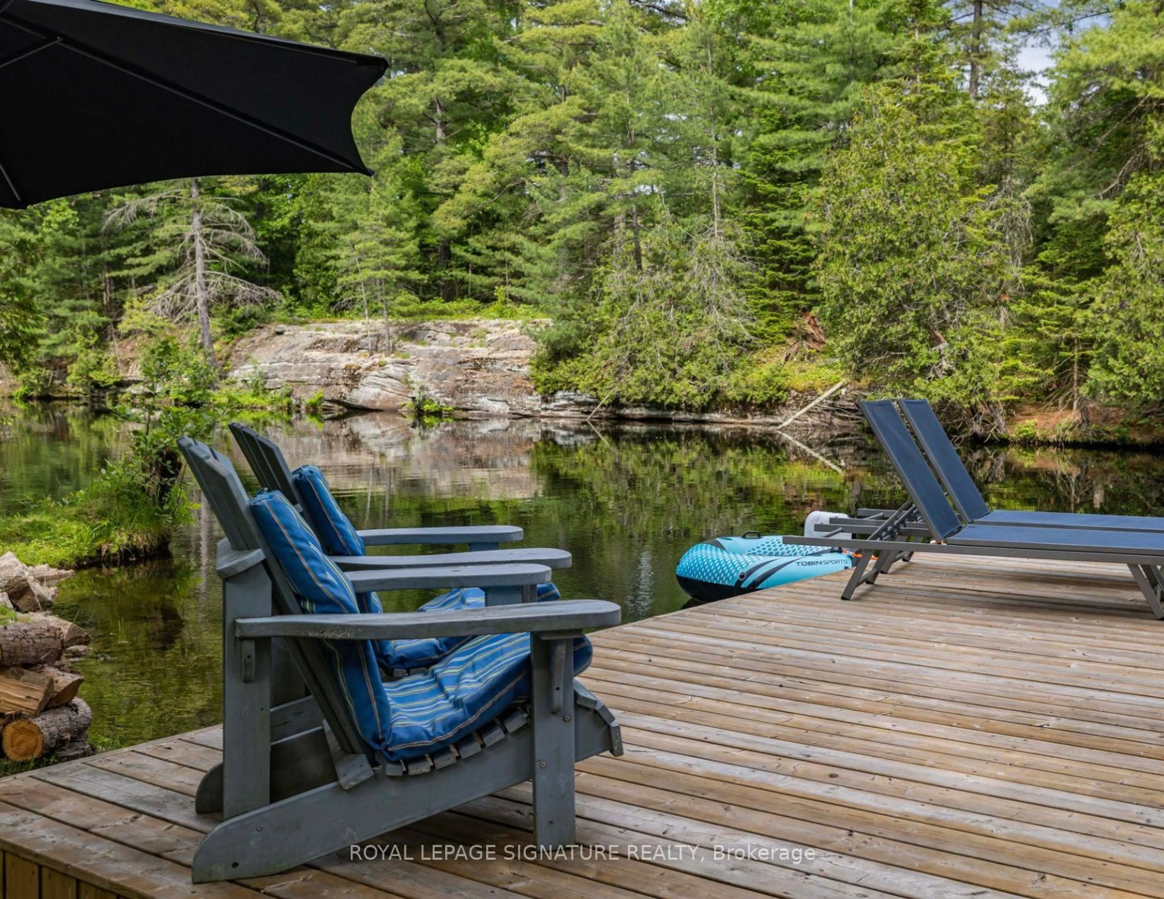 Patio, water/lake/river/ocean view for 3309 Riverdale Dr, Severn Ontario L0K 2B0