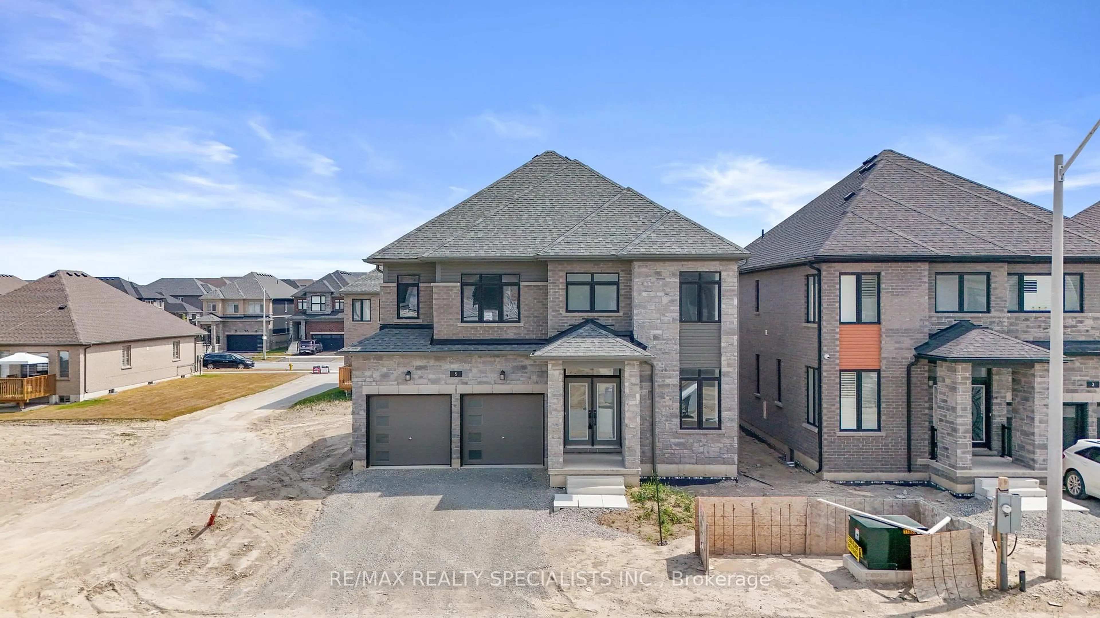 Home with brick exterior material, street for 5 Winery Way, Barrie Ontario L9J 0C2