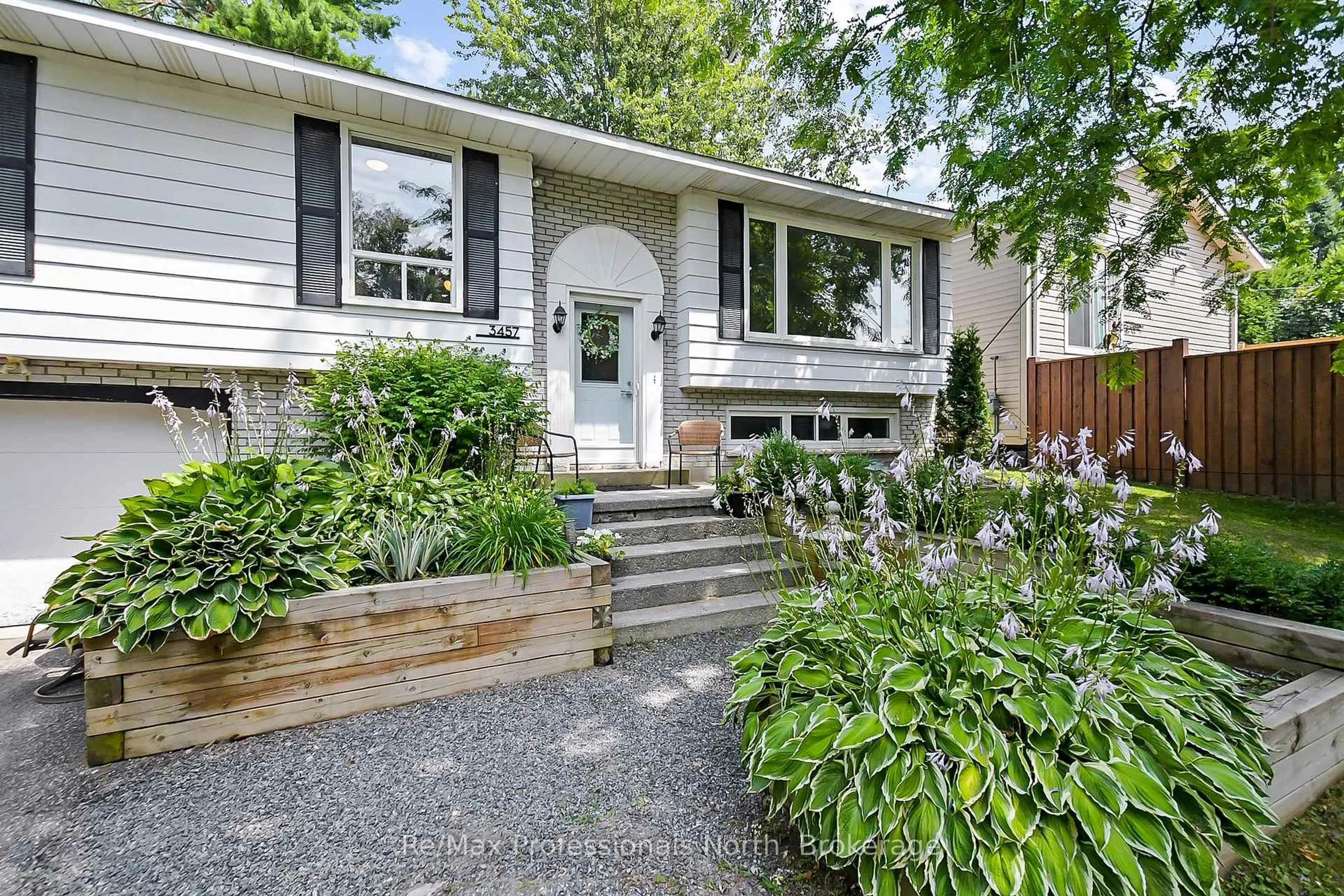 Home with brick exterior material, street for 3457 Bayou Rd, Severn Ontario L3V 0V8