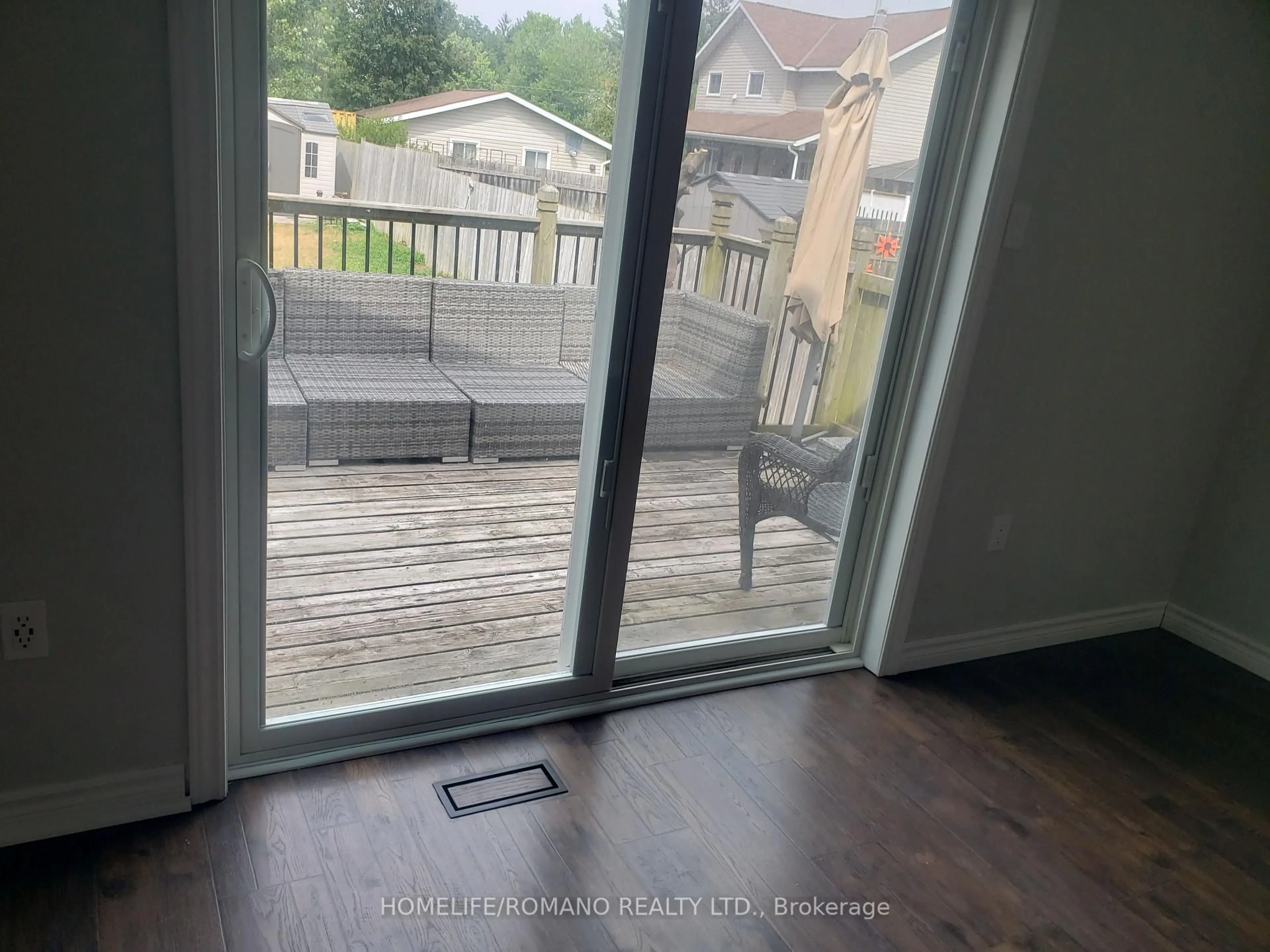 Balcony in the apartment, unknown for 3345 Beckett Pl, Severn Ontario L3V 6H3