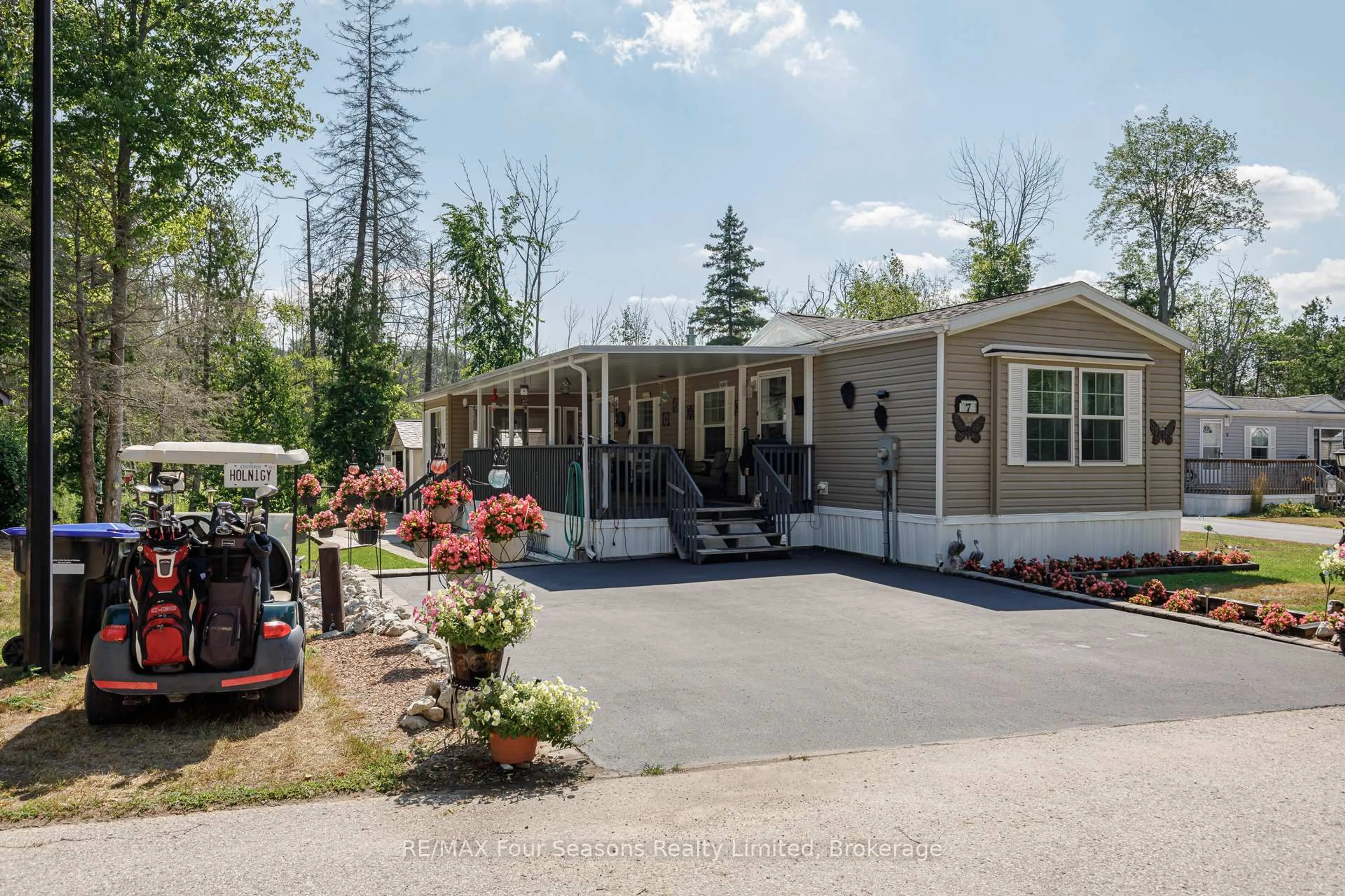 Unknown for 7 Allen Dr, Wasaga Beach Ontario L9Z 1K5