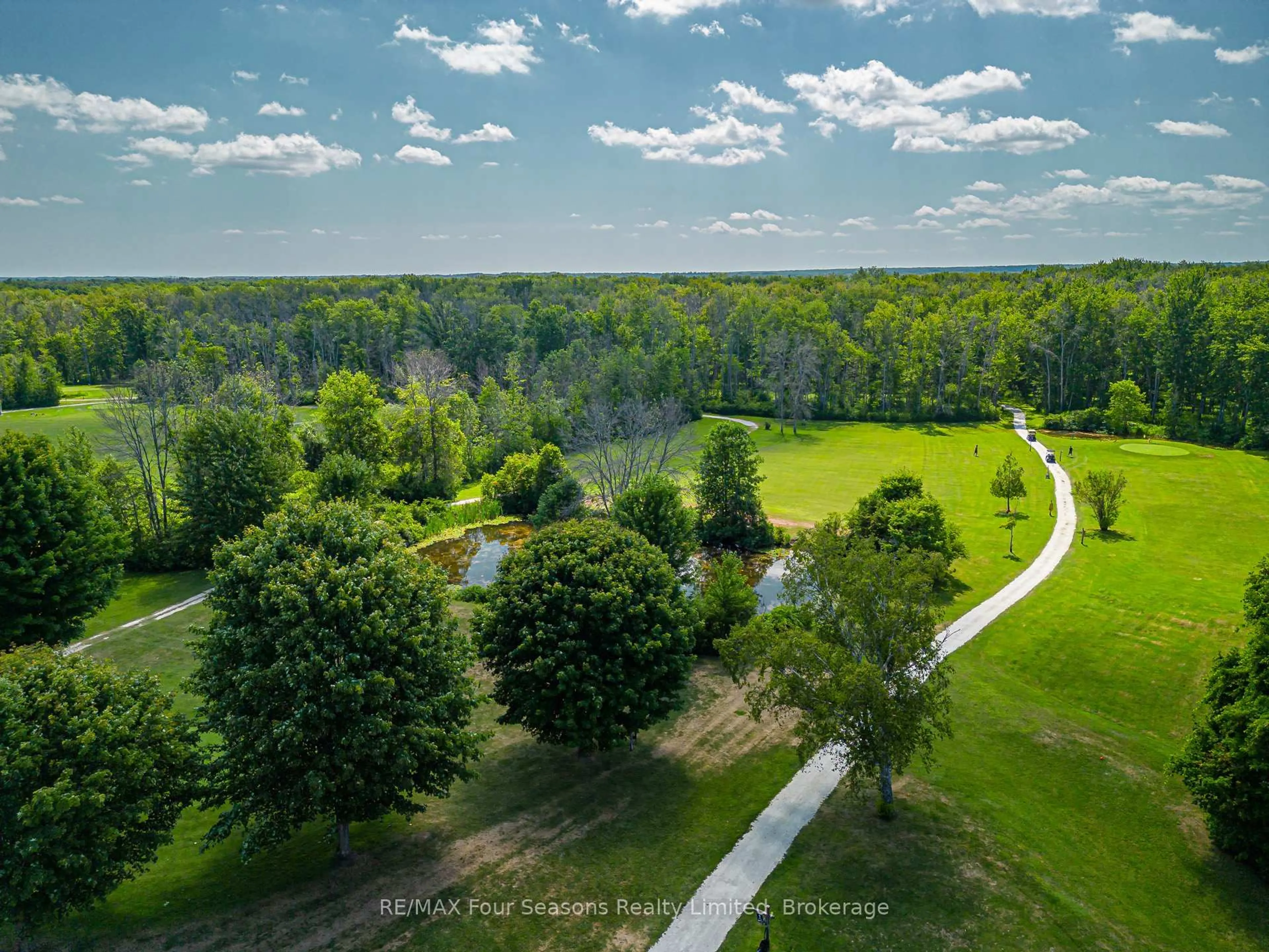 A pic from outside/outdoor area/front of a property/back of a property/a pic from drone, forest/trees view for 7 Allen Dr, Wasaga Beach Ontario L9Z 1K5