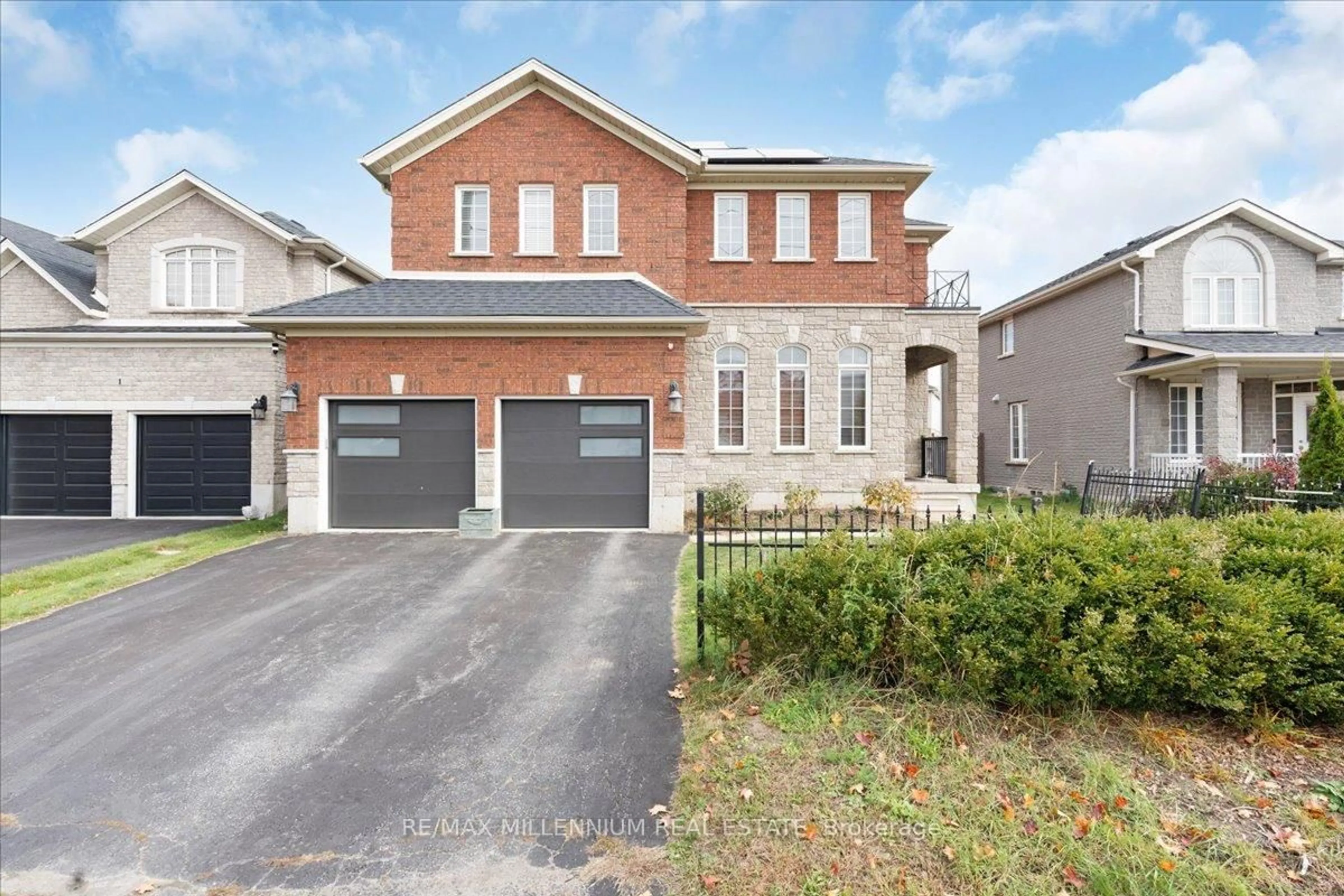 Home with brick exterior material, street for 3 Prince Williams Way, Barrie Ontario L4N 0Y9