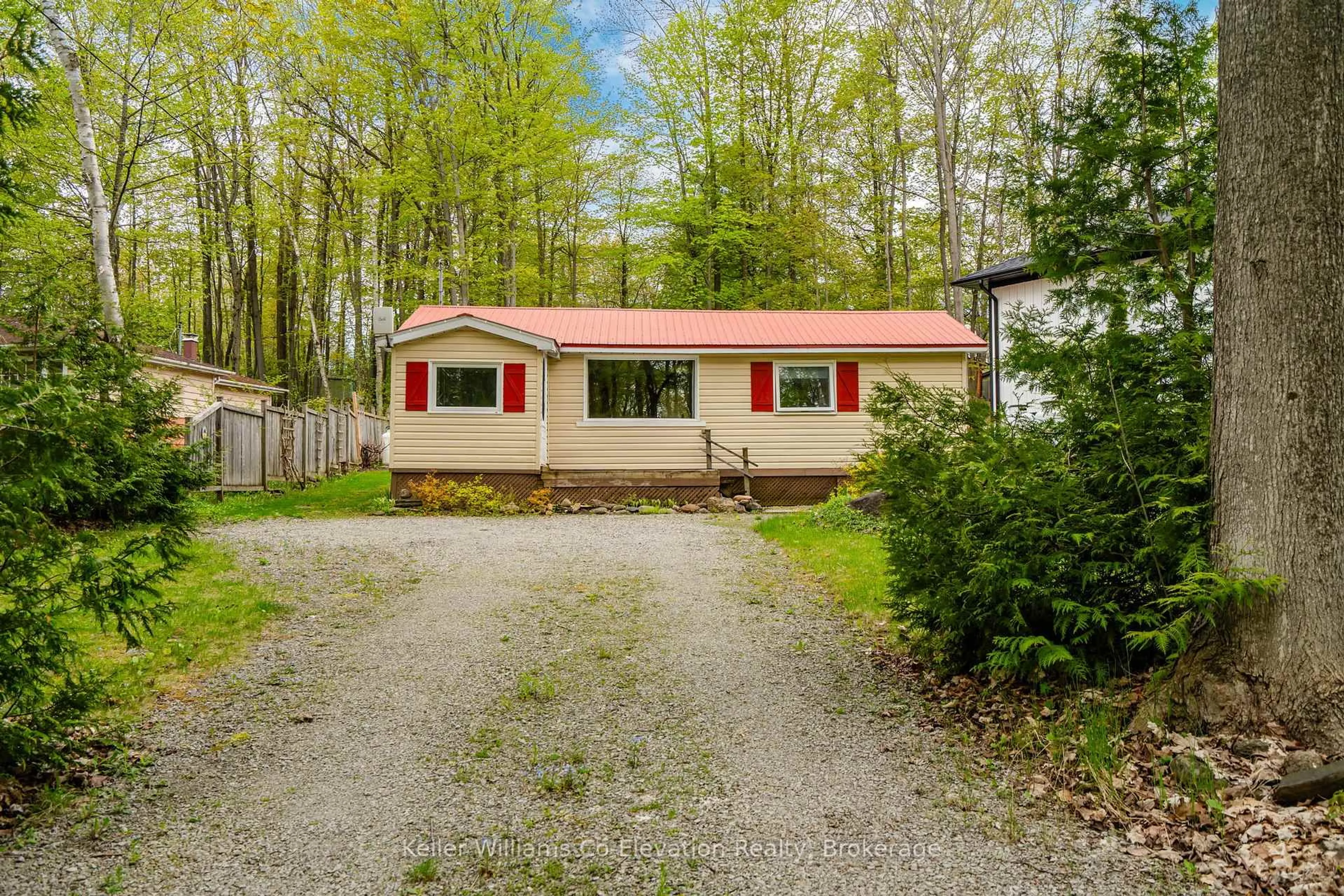 Unknown for 48 MCARTHUR Dr, Penetanguishene Ontario L9M 1W9