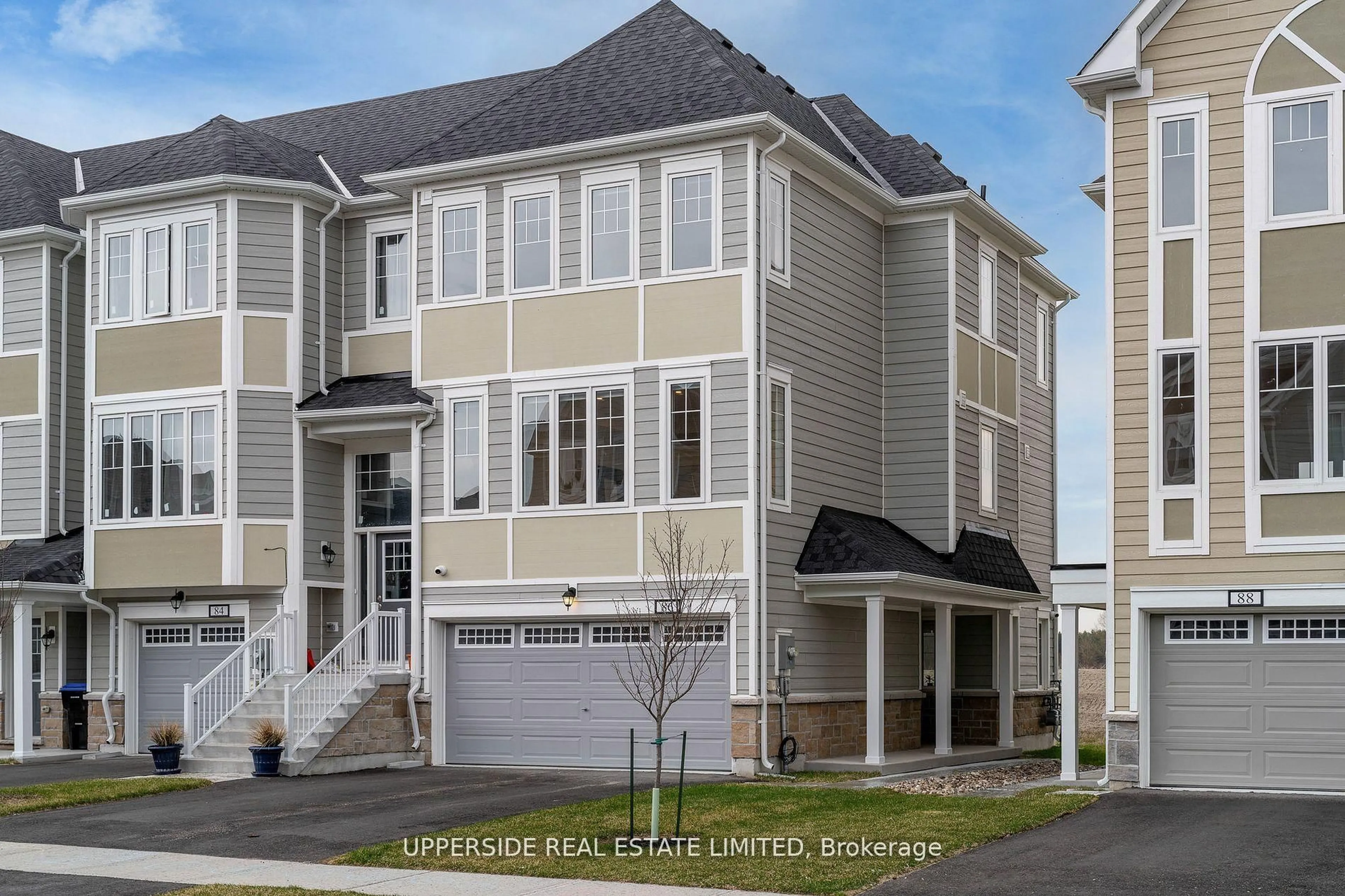 Home with vinyl exterior material, street for 86 Sandhill Crane Dr, Wasaga Beach Ontario L9Z 0K4