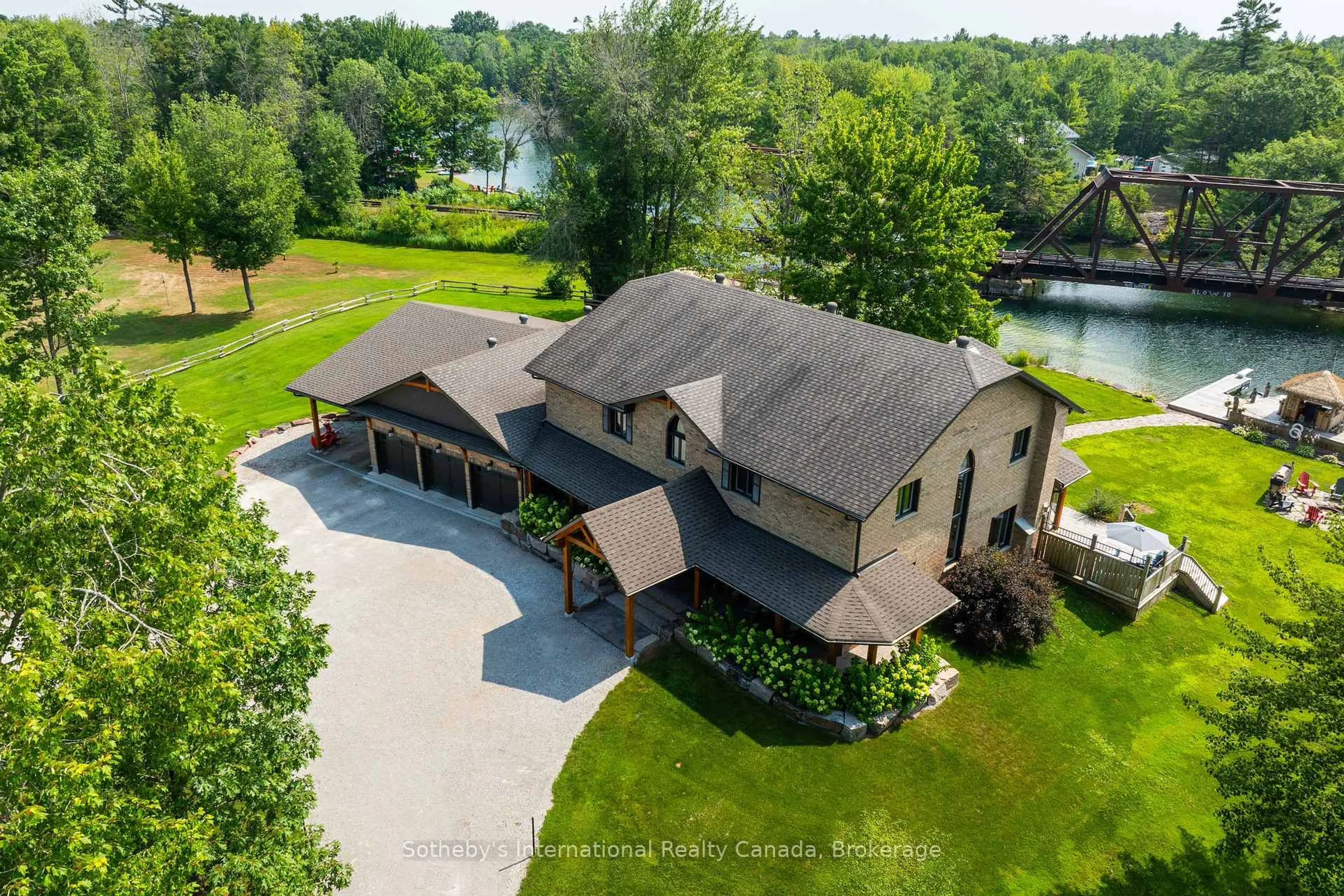 A pic from outside/outdoor area/front of a property/back of a property/a pic from drone, water/lake/river/ocean view for 7583 Oak Point Rd, Ramara Ontario L0K 2B0