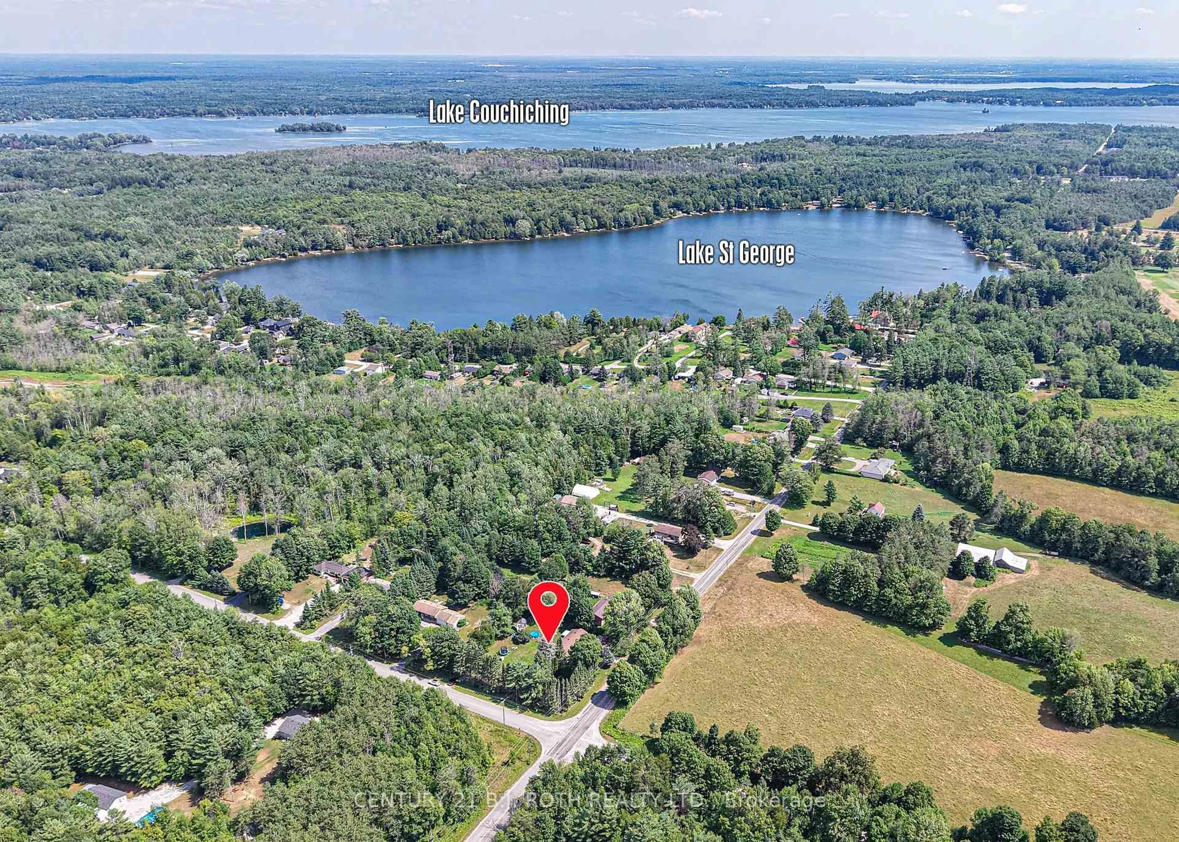 A pic from outside/outdoor area/front of a property/back of a property/a pic from drone, water/lake/river/ocean view for 2927 South Sparrow Lake Rd, Severn Ontario P0E 1N0