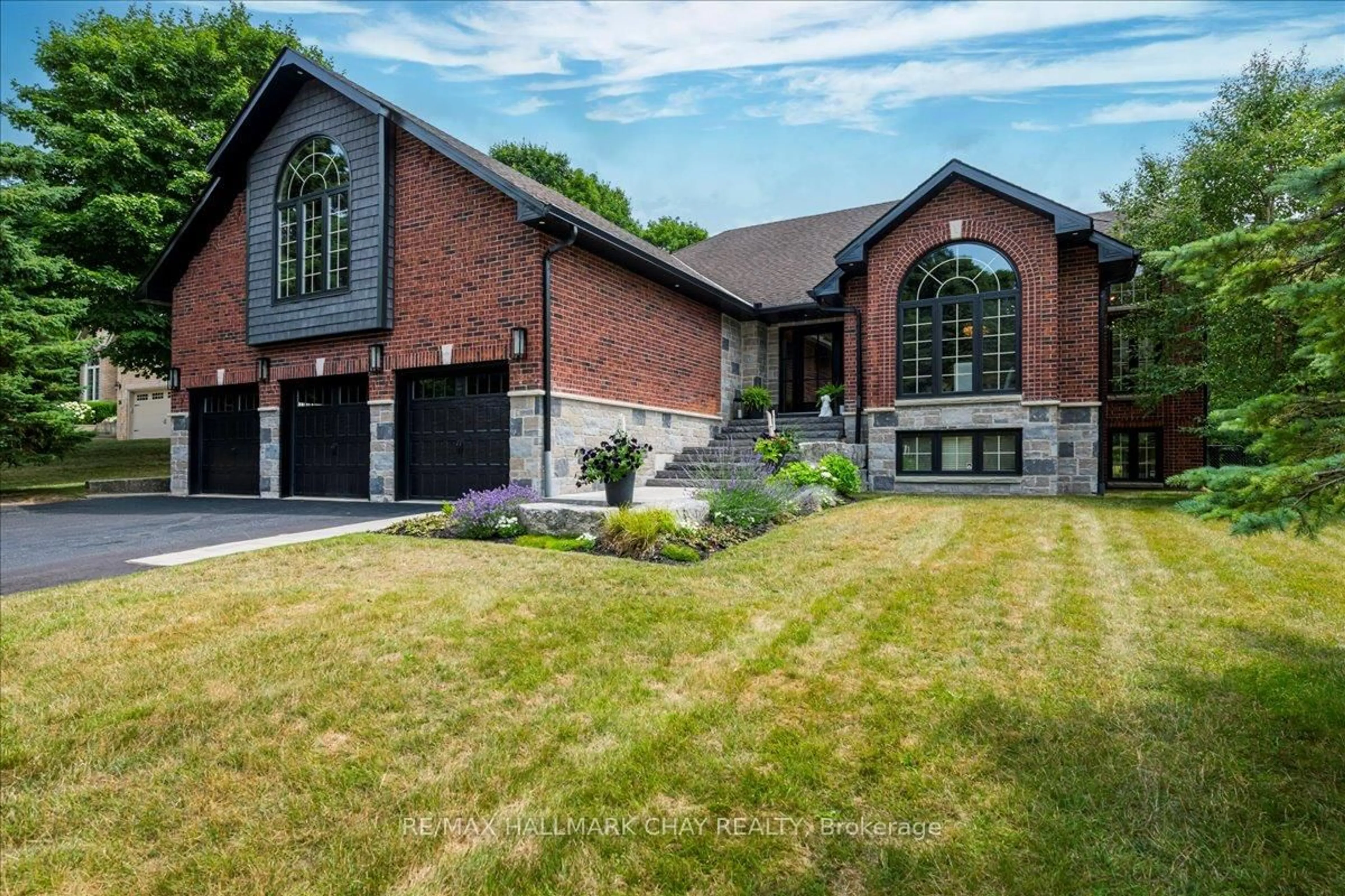 Home with brick exterior material, street for 32 Forest Hill Dr, Springwater Ontario L0L 1X0