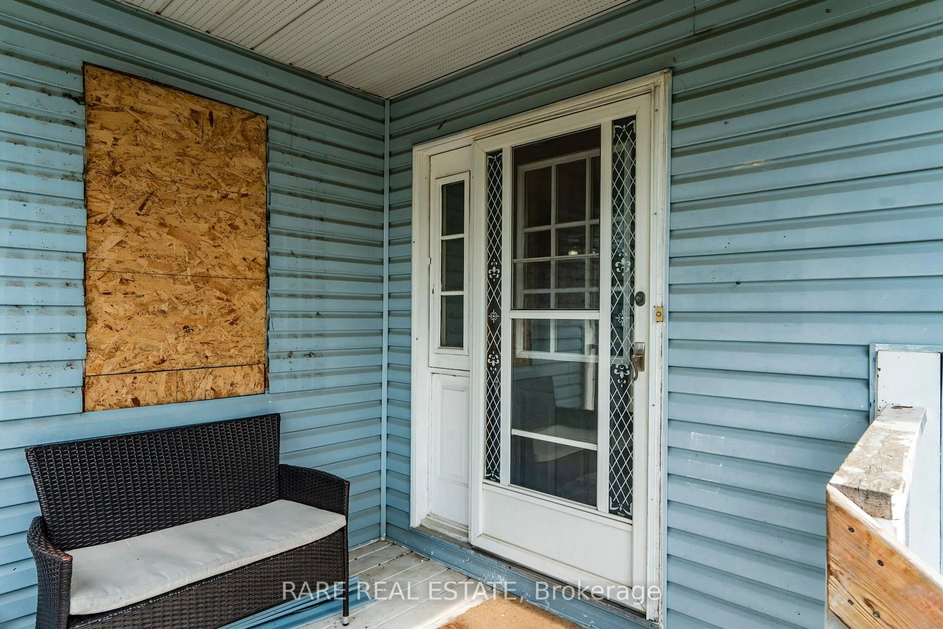 Patio, street for 9 Parkway Dr, Clearview Ontario L0M 1N0