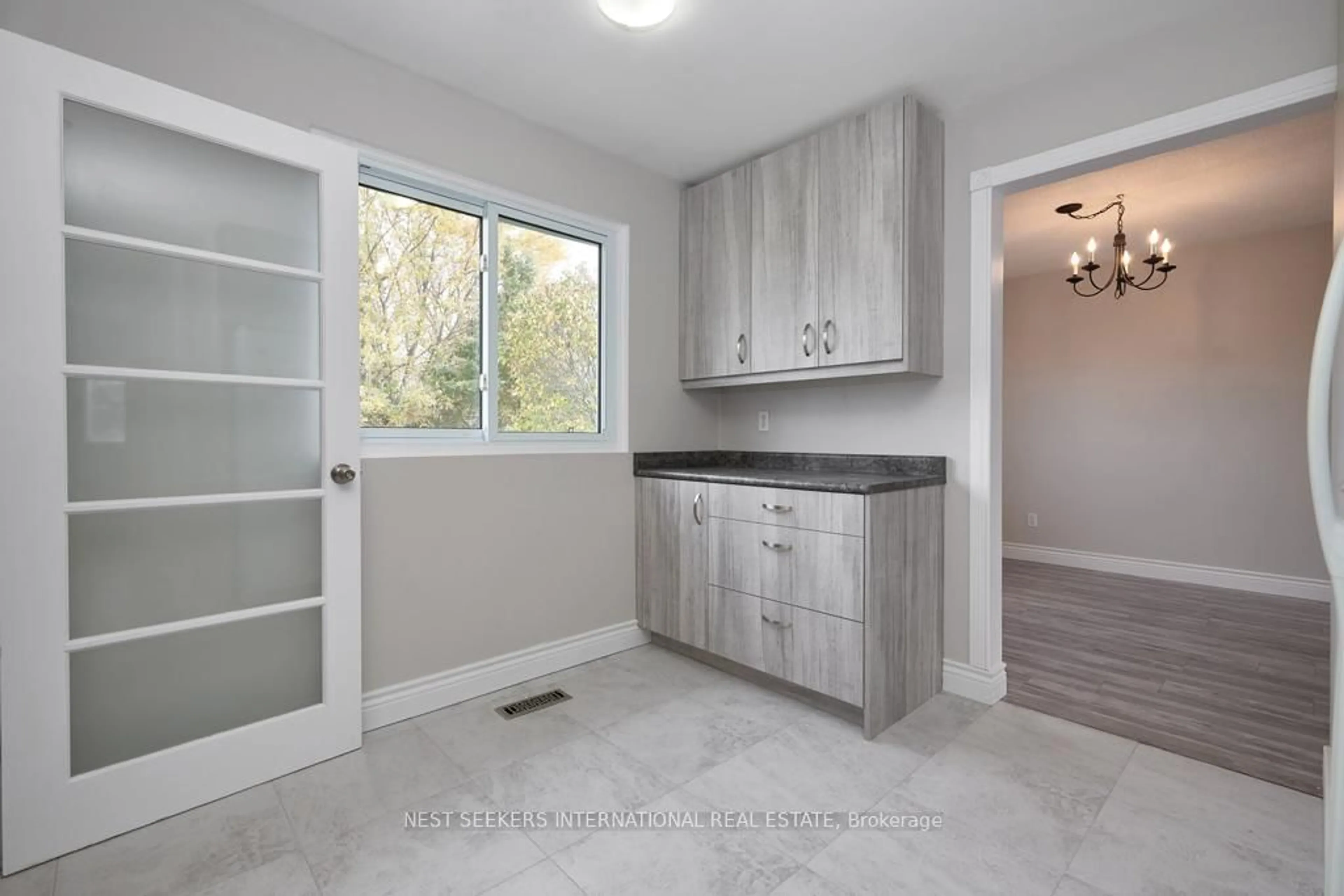 Unknown for 257 Dodson Rd, Barrie Ontario L4N 4T6