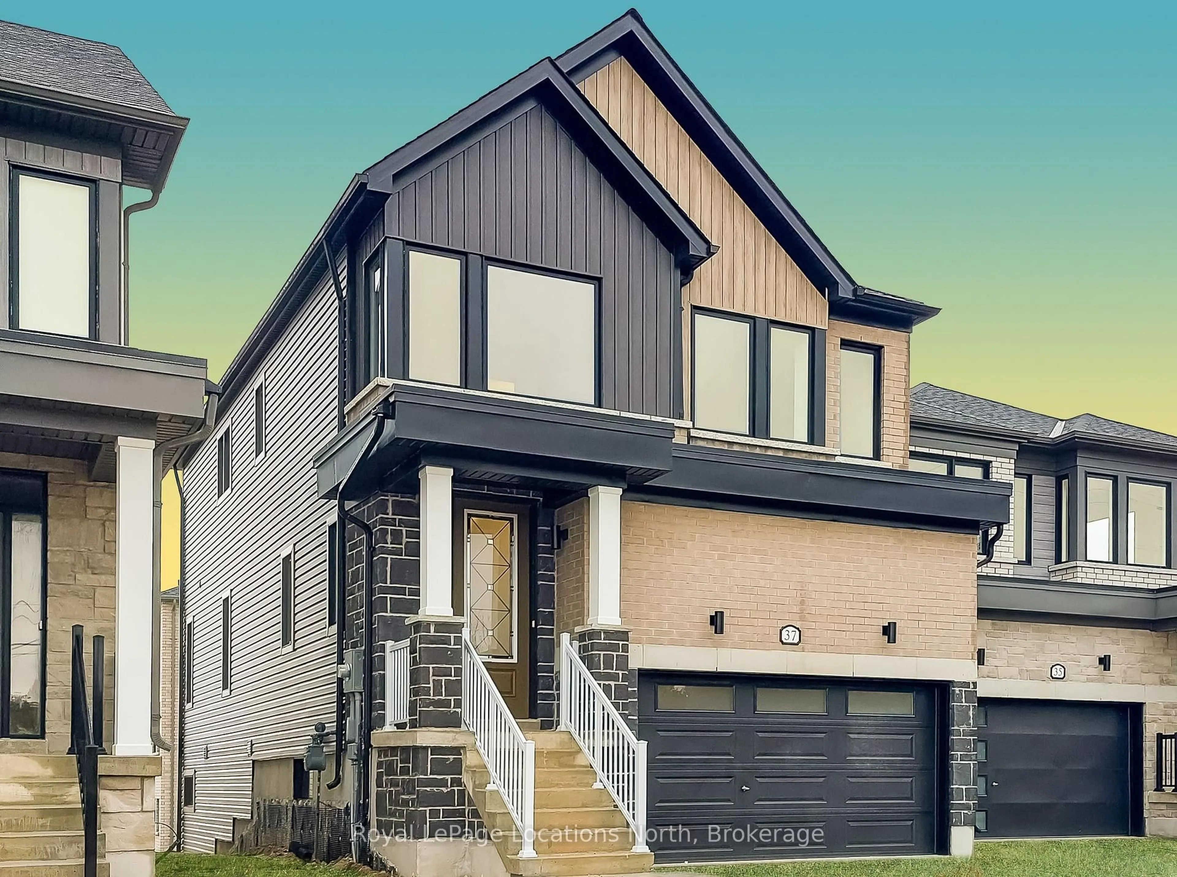 Home with brick exterior material, street for 37 Federica Cres, Wasaga Beach Ontario L9Z 0N5