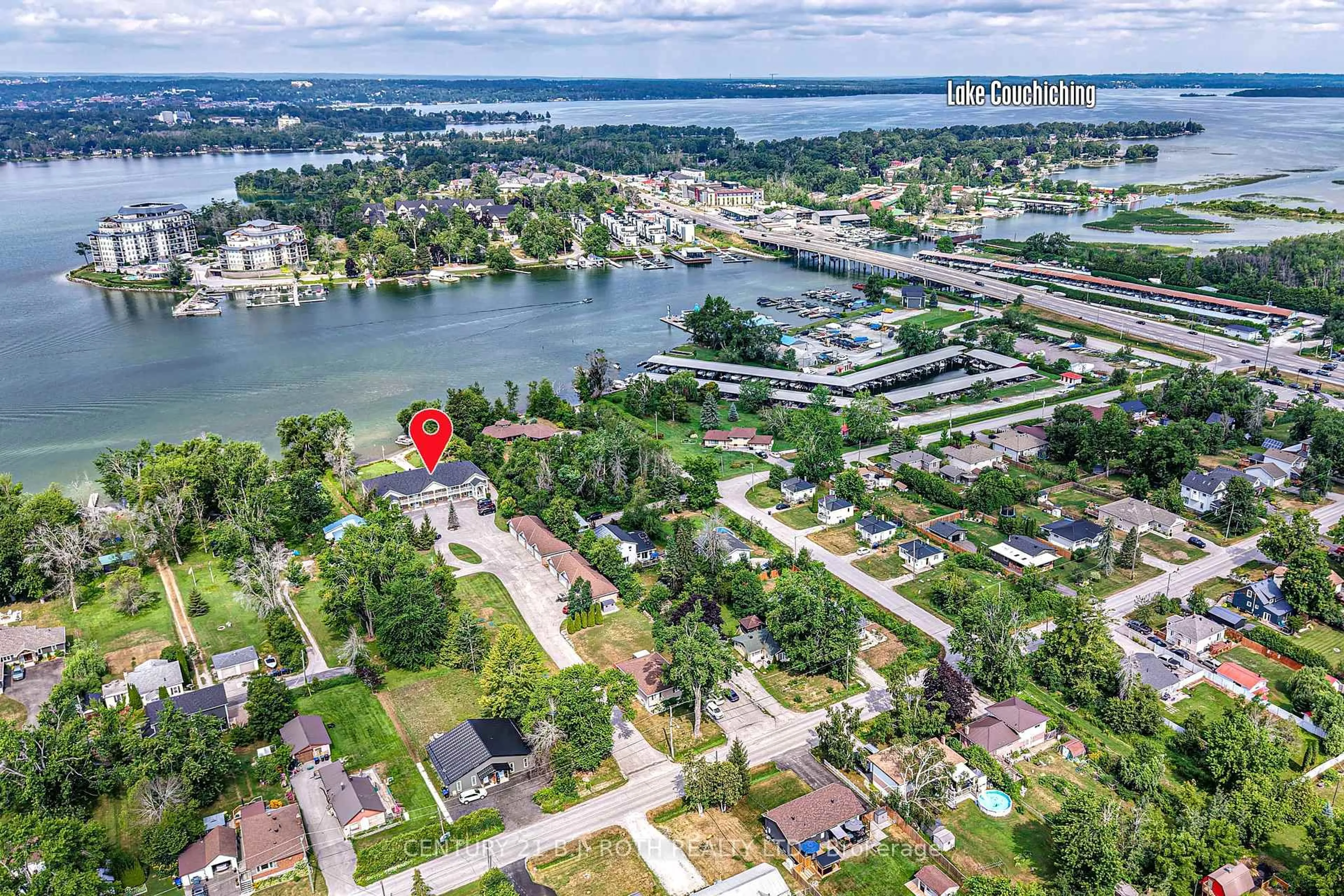 A pic from outside/outdoor area/front of a property/back of a property/a pic from drone, water/lake/river/ocean view for 43 Creighton St #204, Orillia Ontario L3V 1B1