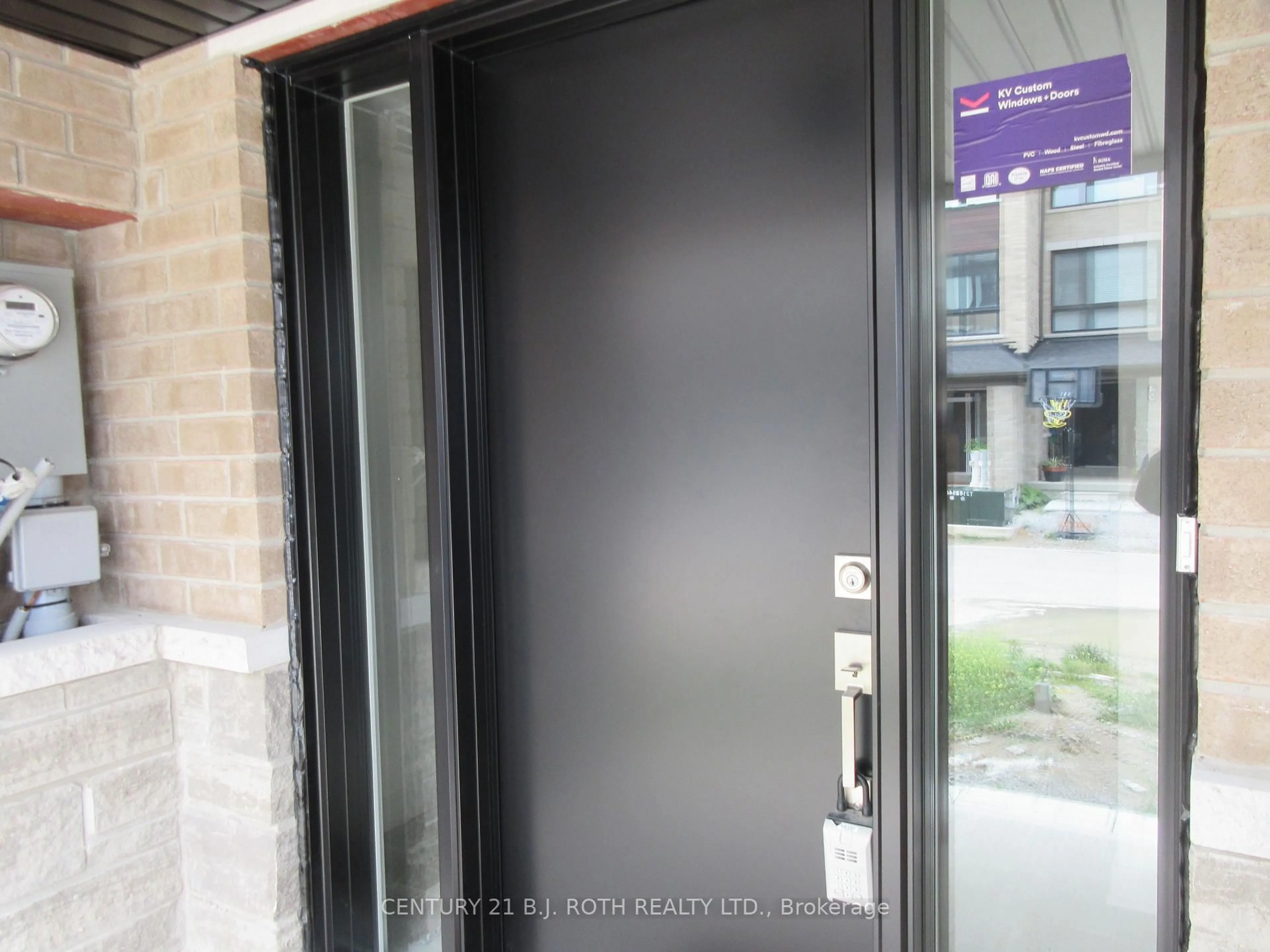 Unknown for 44 Red Maple Lane, Barrie Ontario L9J 0N7