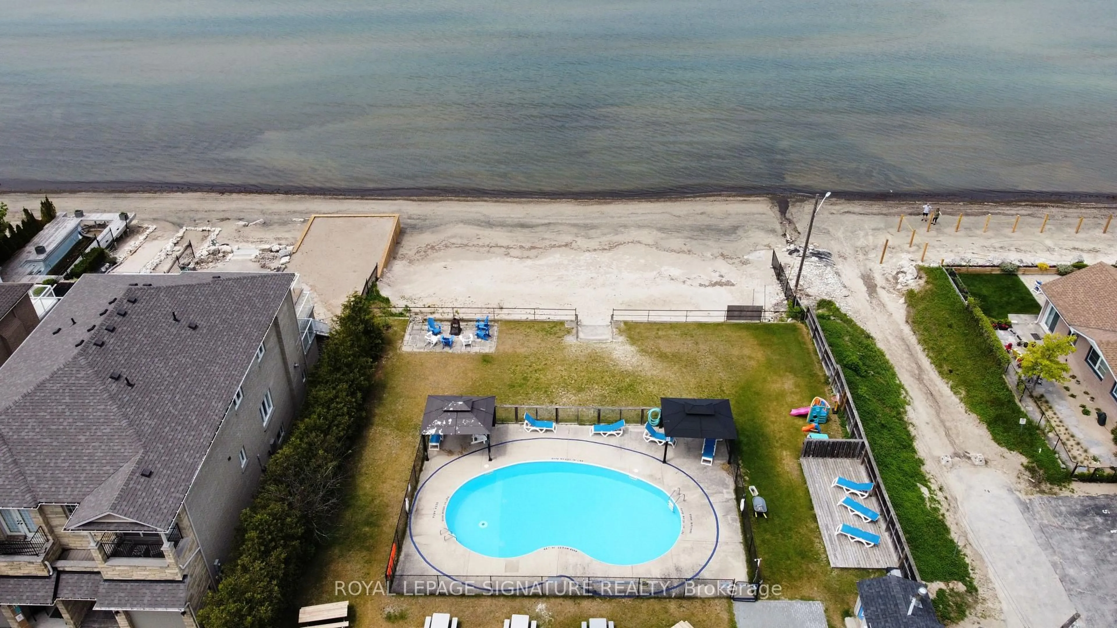 Pool for 734 Shore Lane #1, Wasaga Beach Ontario L9Z 2C7