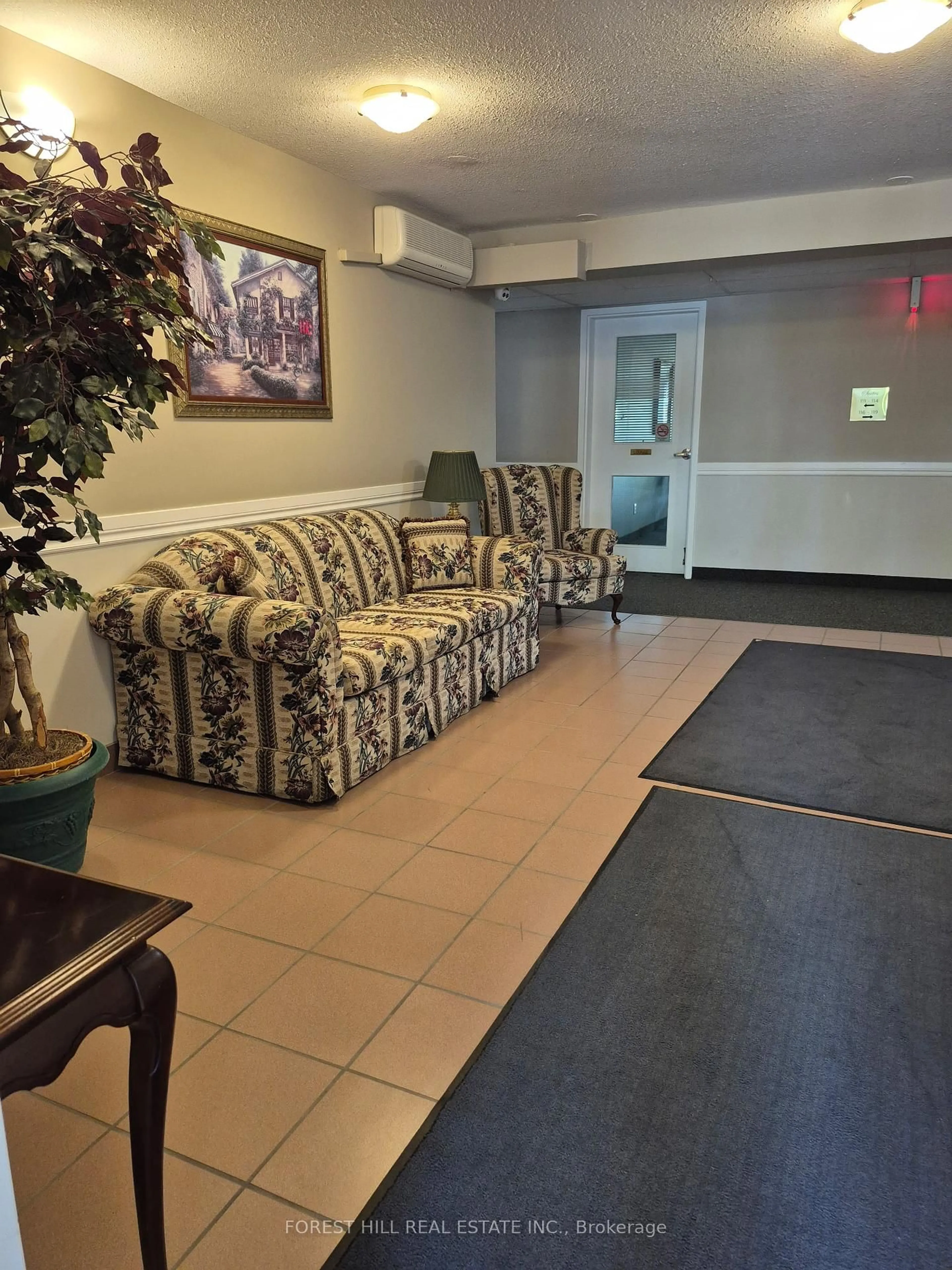 Lobby for 49 Jacobs Terr #212, Barrie Ontario L4N 0W4