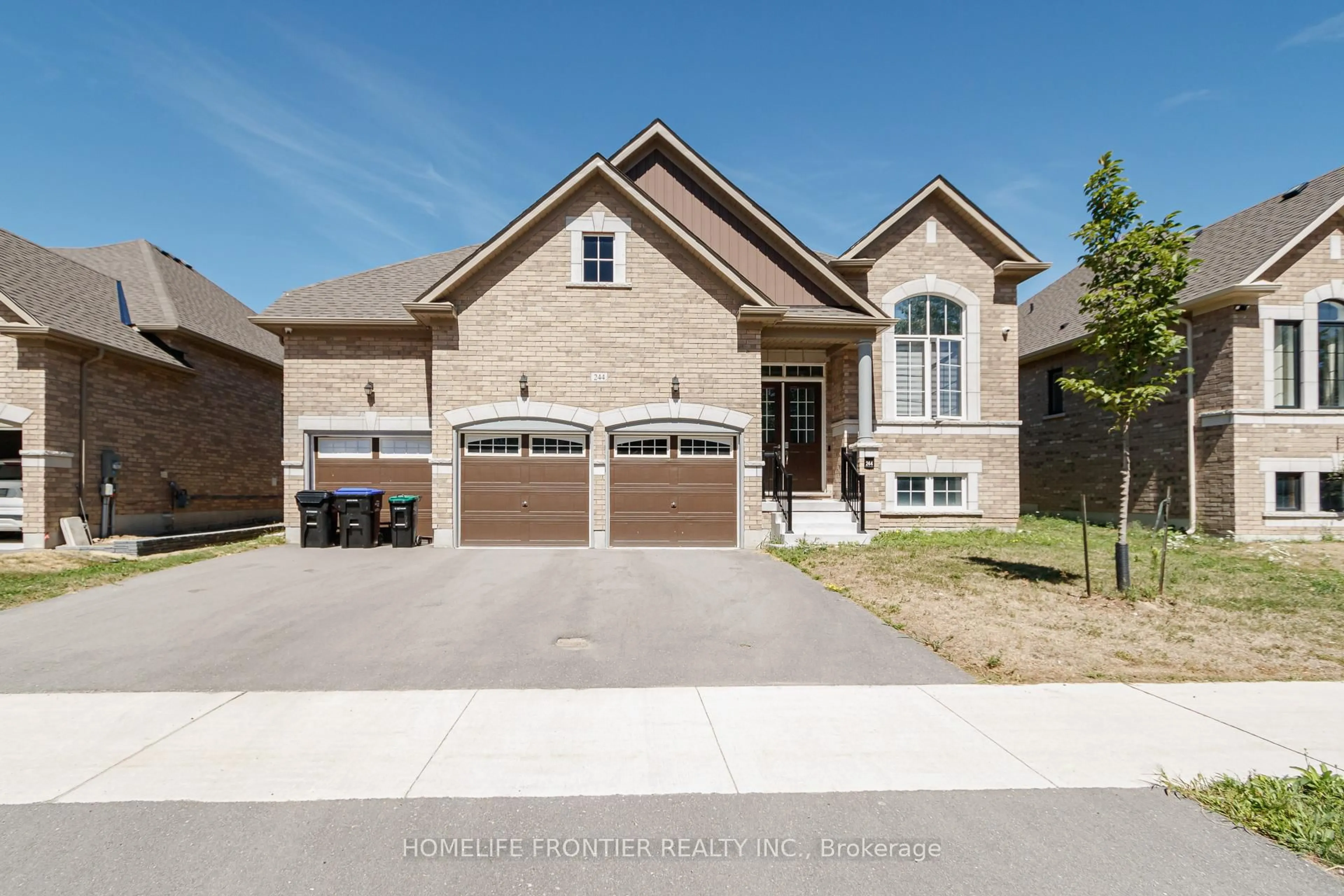 Home with brick exterior material, street for 244 Ramblewood Dr, Wasaga Beach Ontario L9Z 0L5