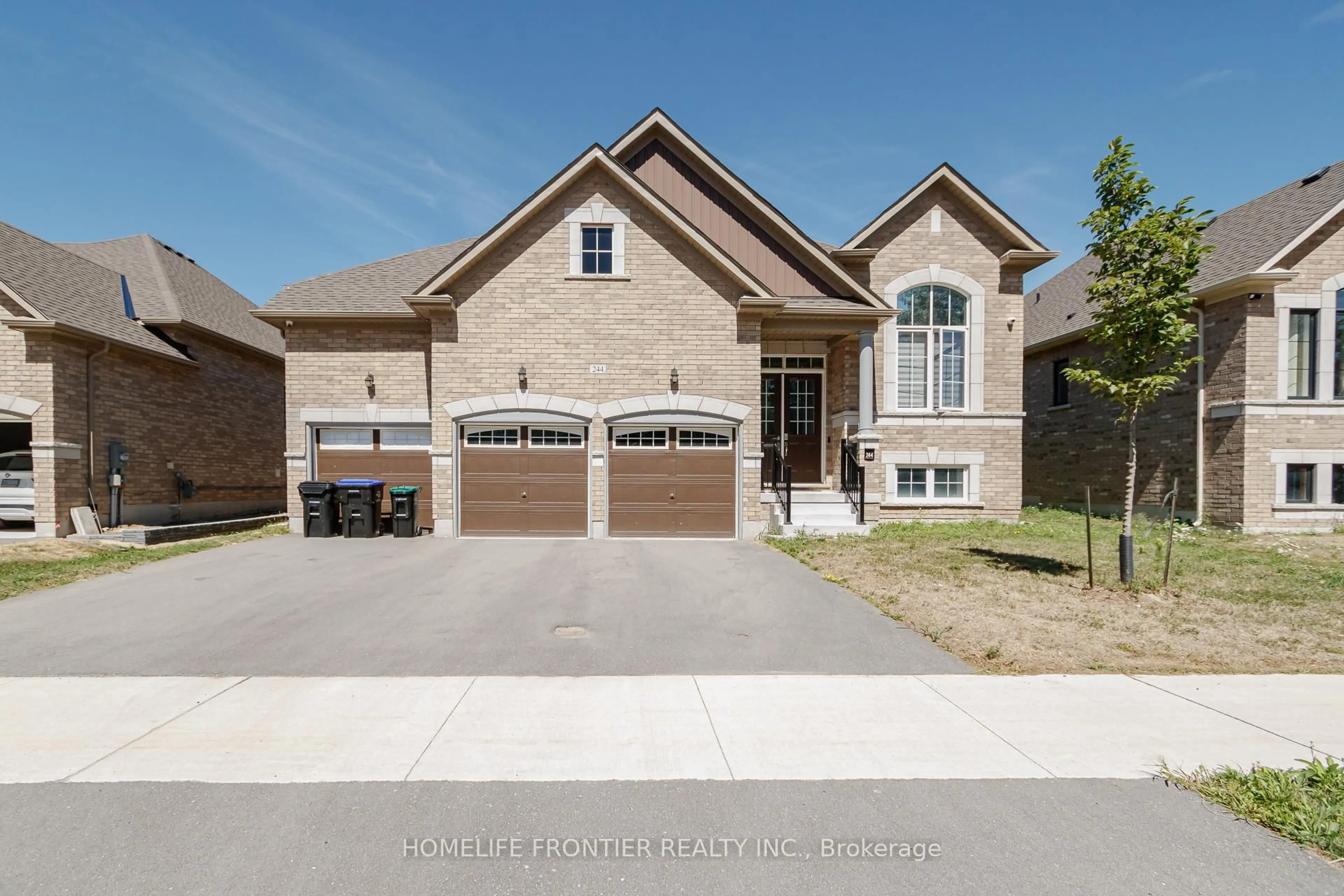 Home with brick exterior material, street for 244 Ramblewood Dr, Wasaga Beach Ontario L9Z 0L5