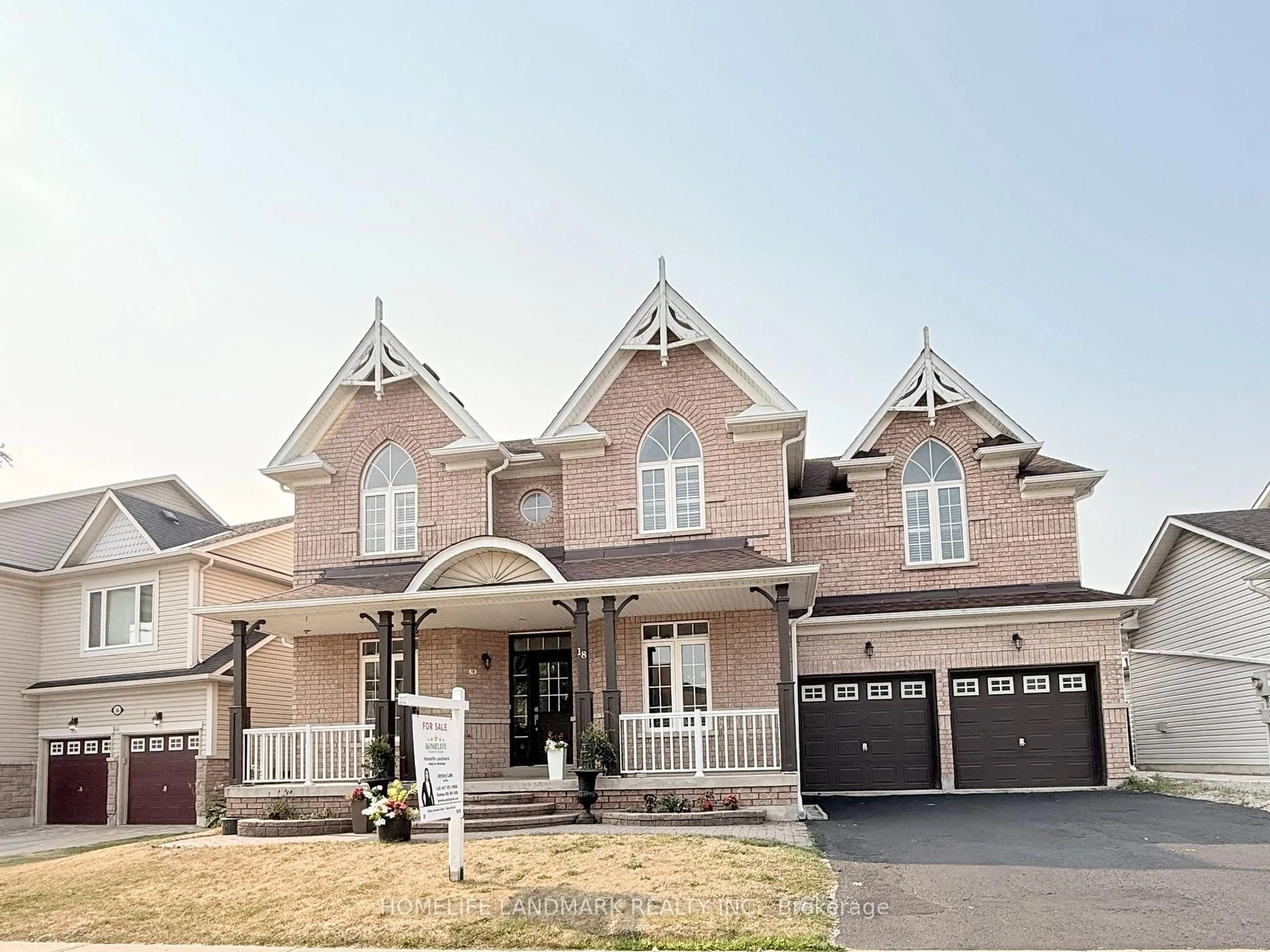 Home with brick exterior material, street for 18 The Queensway, Barrie Ontario L4M 7H6