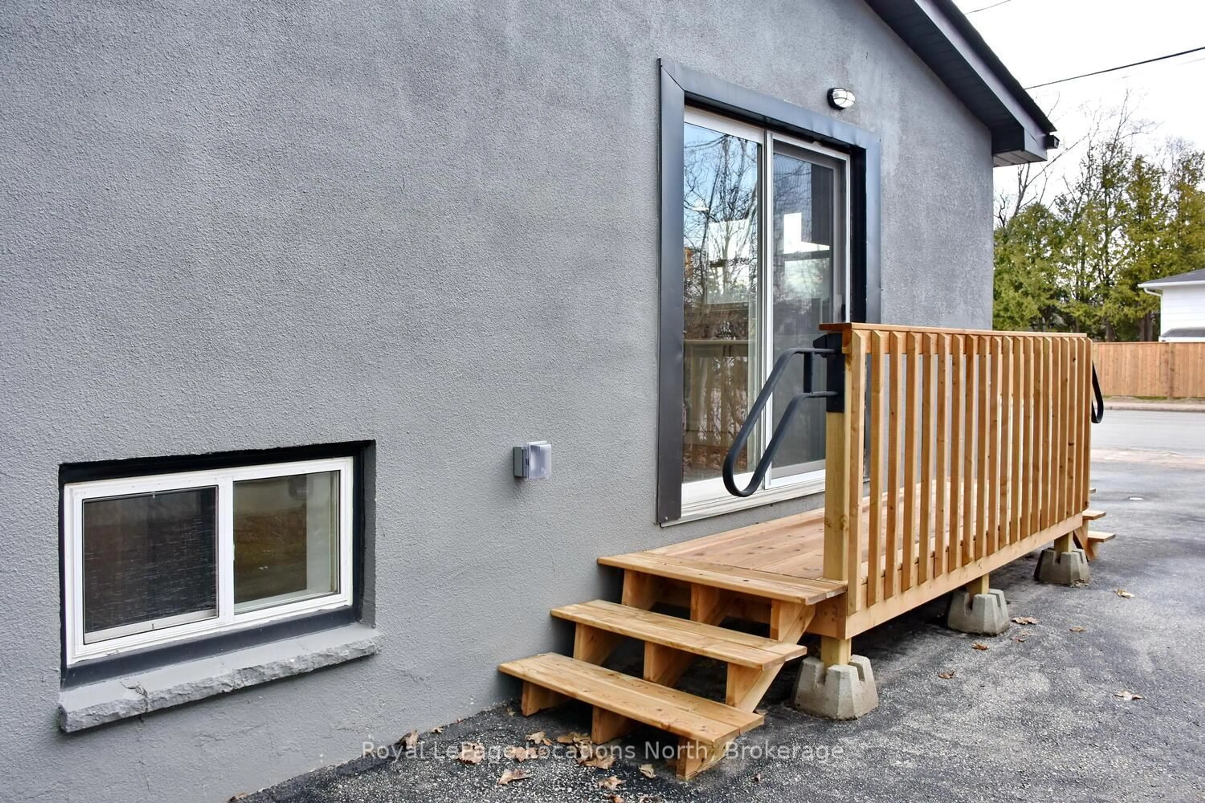 Unknown for 85 Huron St, Collingwood Ontario L9Y 1C7