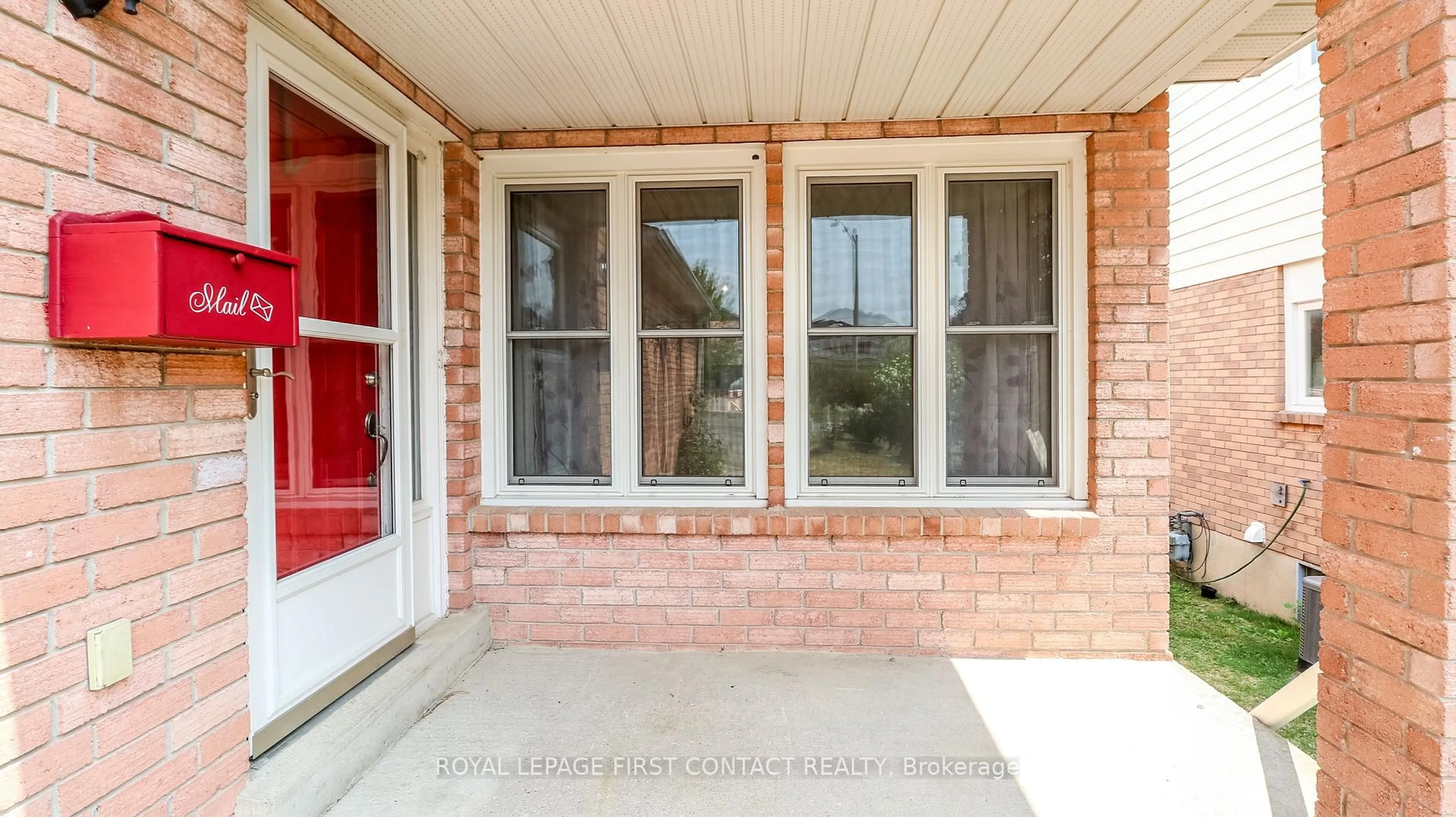 Home with brick exterior material, street for 103 Garden Dr, Barrie Ontario L4N 5T9
