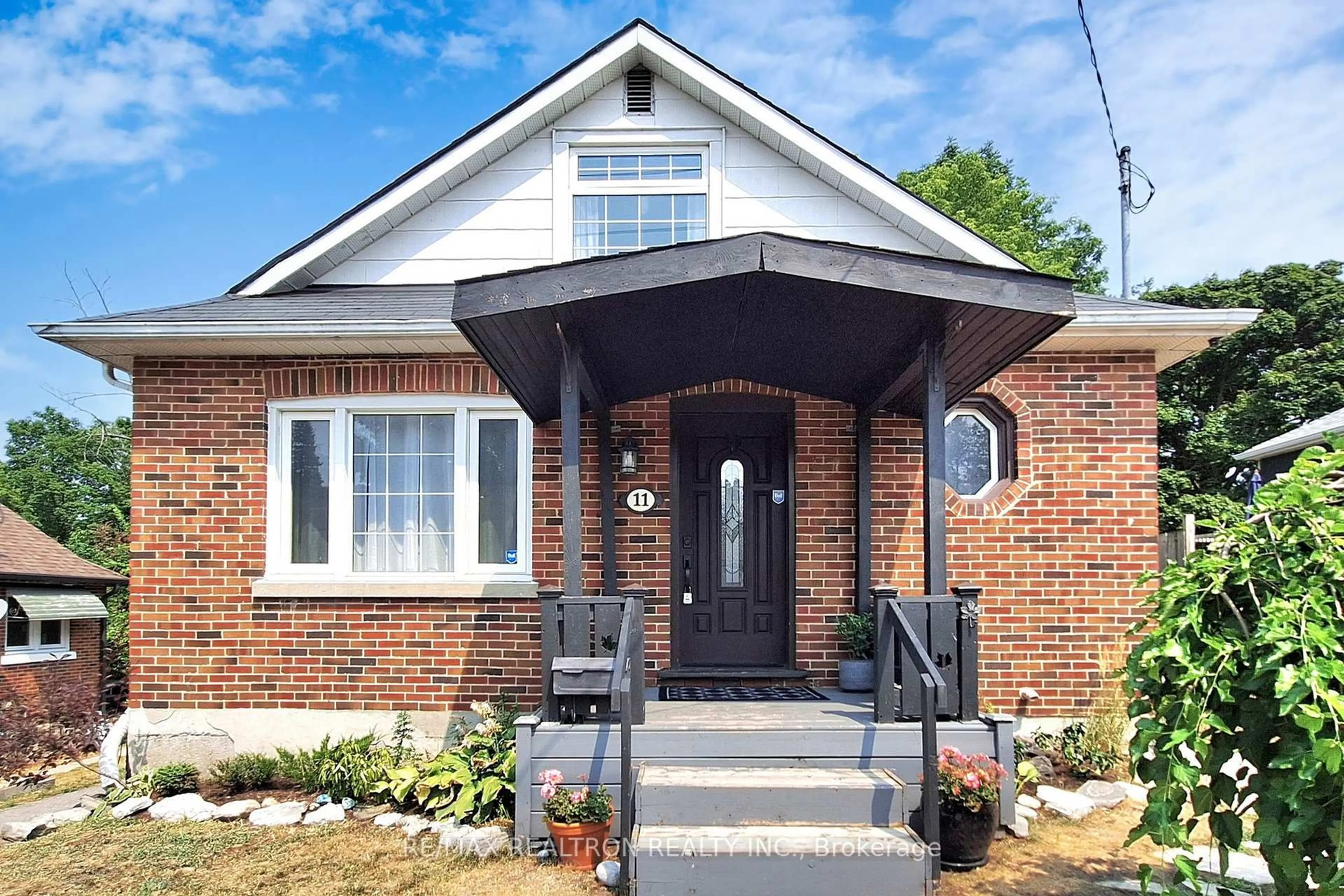 Home with brick exterior material, street for 11 Eccles St, Barrie Ontario L4N 1Y1