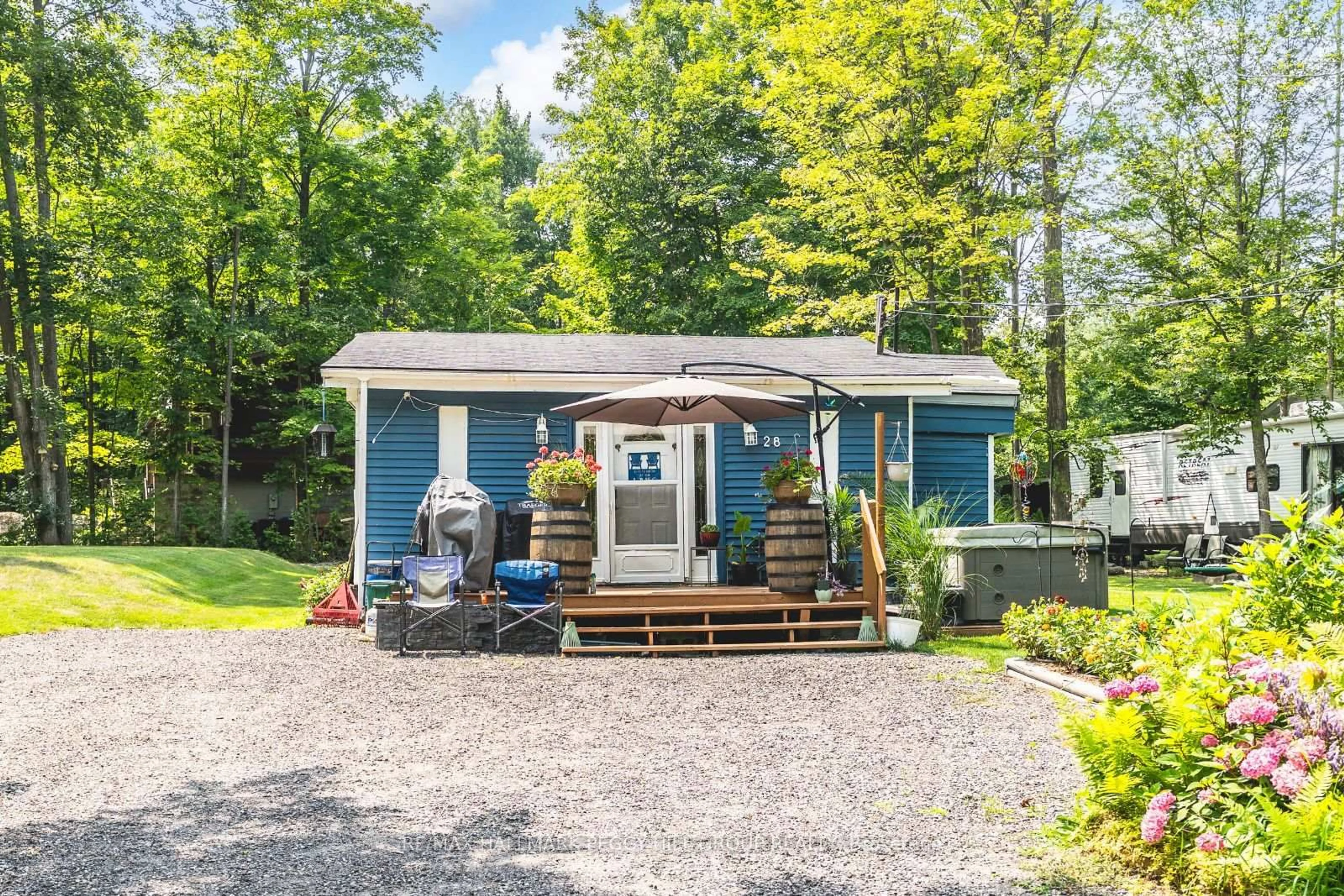 Shed for 28 Wozniak Rd, Penetanguishene Ontario L9M 1W5