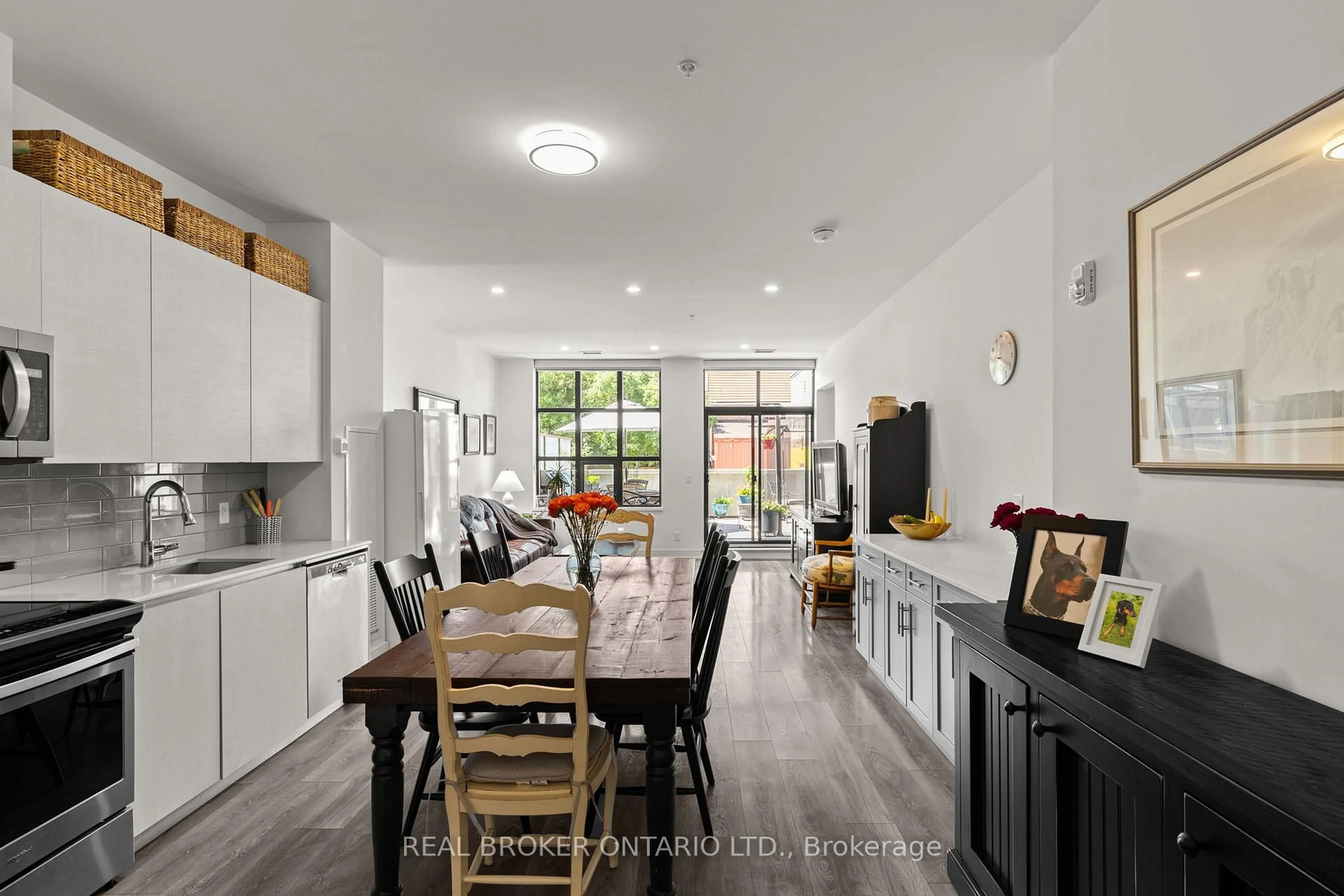 Open concept kitchen, unknown for 21 Matchdash St #10, Orillia Ontario L3V 4W4