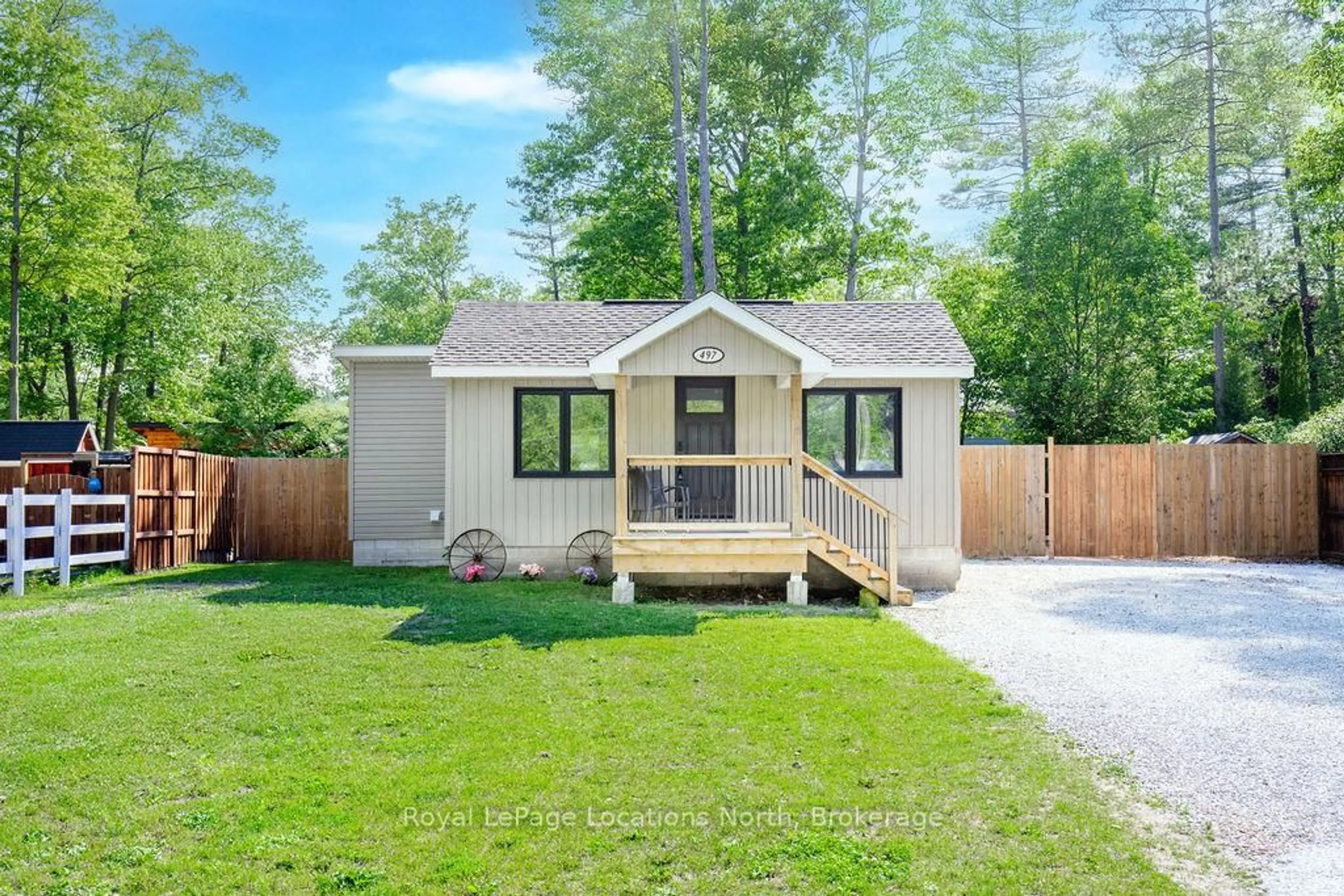 Shed for 497 OXBOW PARK Dr, Wasaga Beach Ontario L9Z 2T9