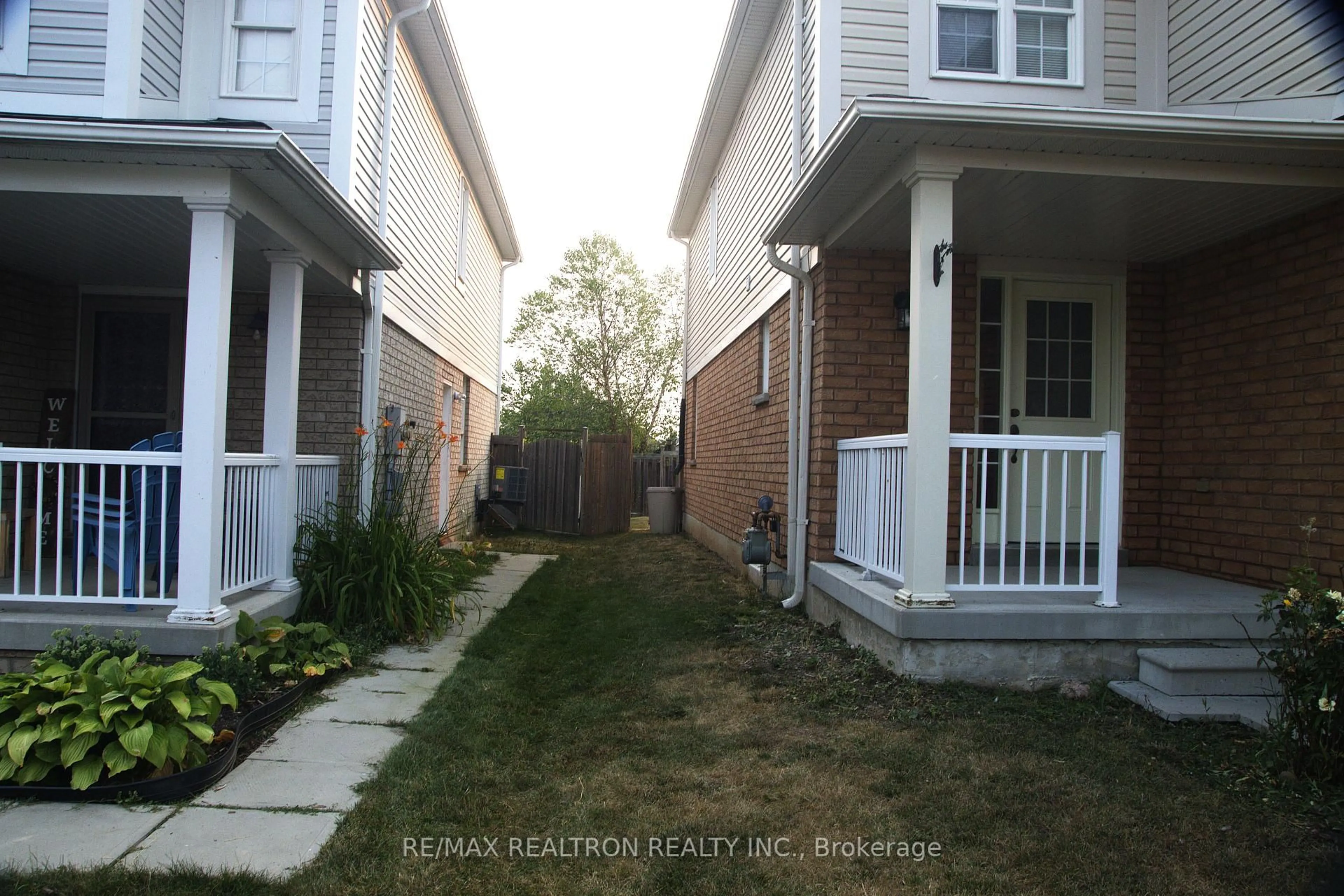 Unknown for 70 Commonwealth Rd, Barrie Ontario L4M 0C9