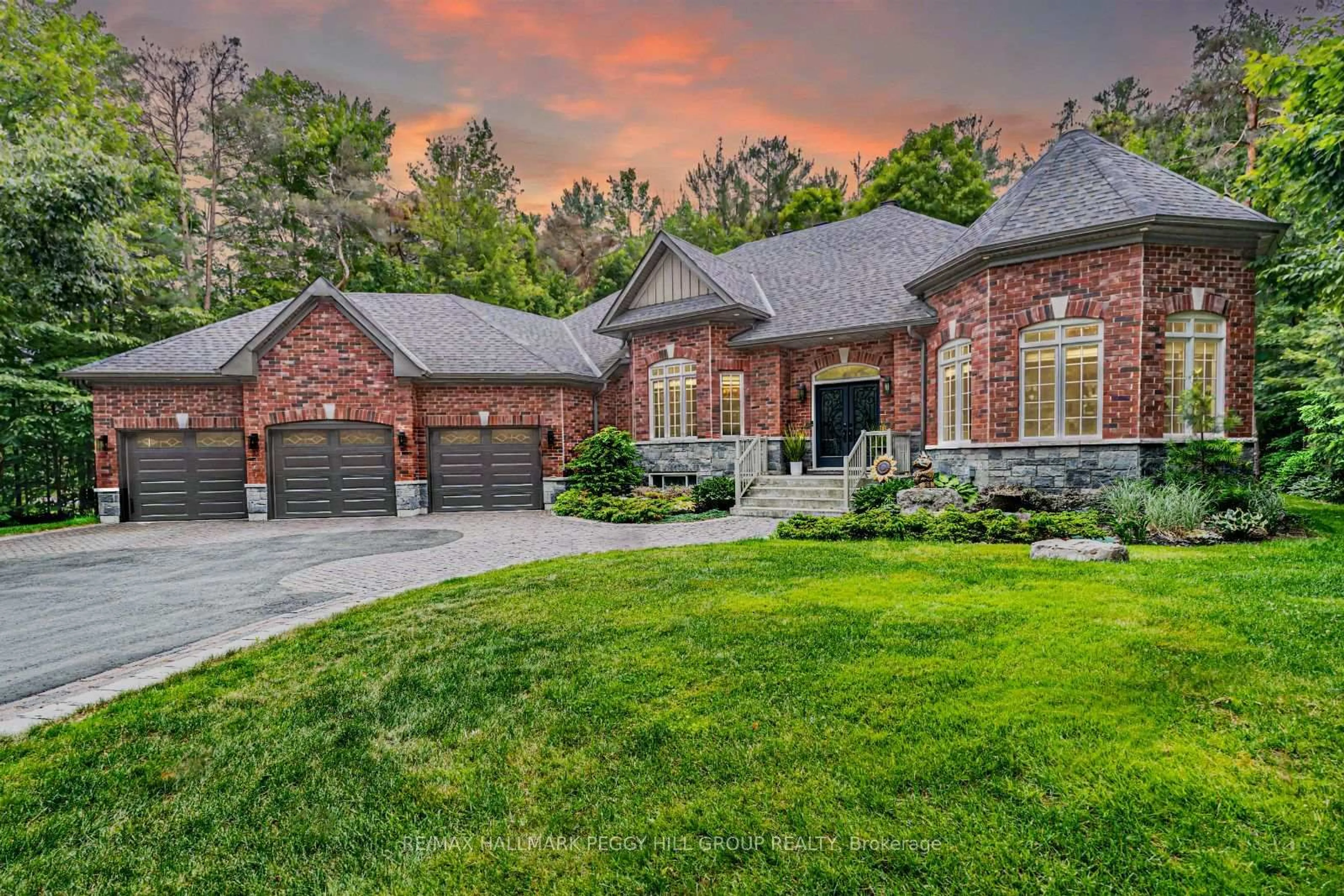 Home with brick exterior material, unknown for 11 Emerald Terr, Oro-Medonte Ontario L0L 2E0